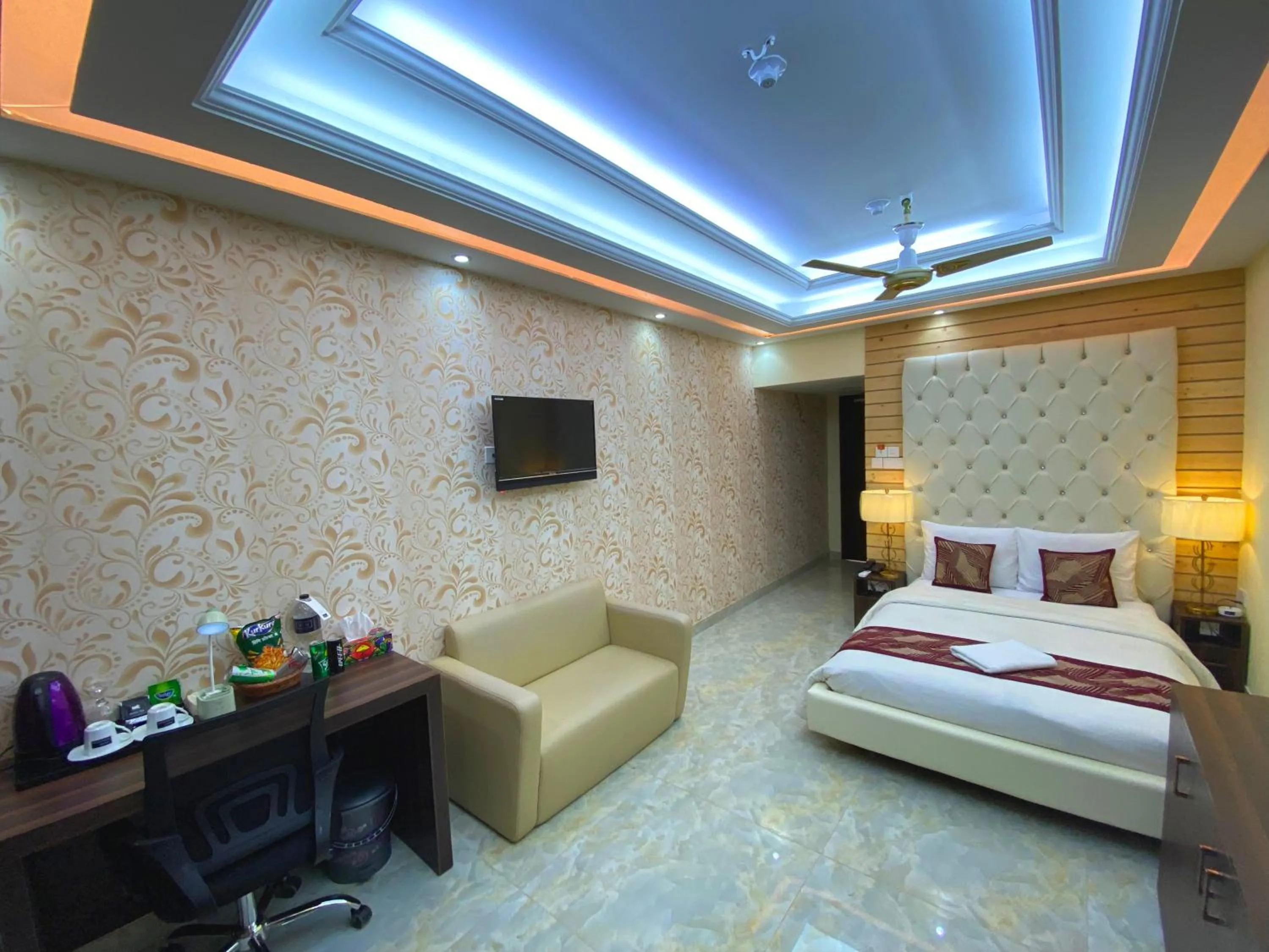 Bed in Hotel Valentino