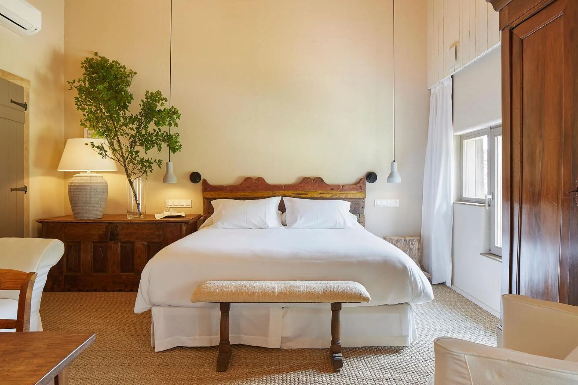 Bed in OAR Cottage