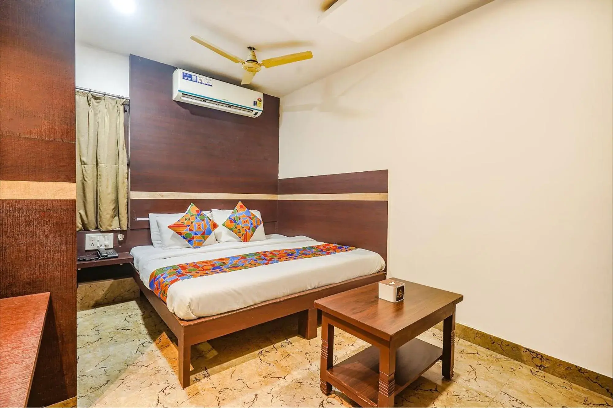 Superior Double Room - single occupancy in FabHotel Shravan - Nr Eternity Mall Superior Double Room - single occupancy in FabHotel Shravan - Nr Eternity Mall