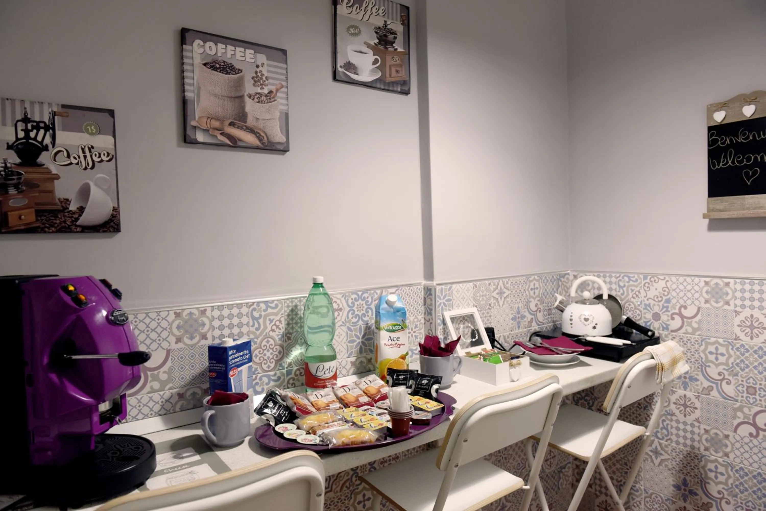 Montesantogroup Sorrento Room