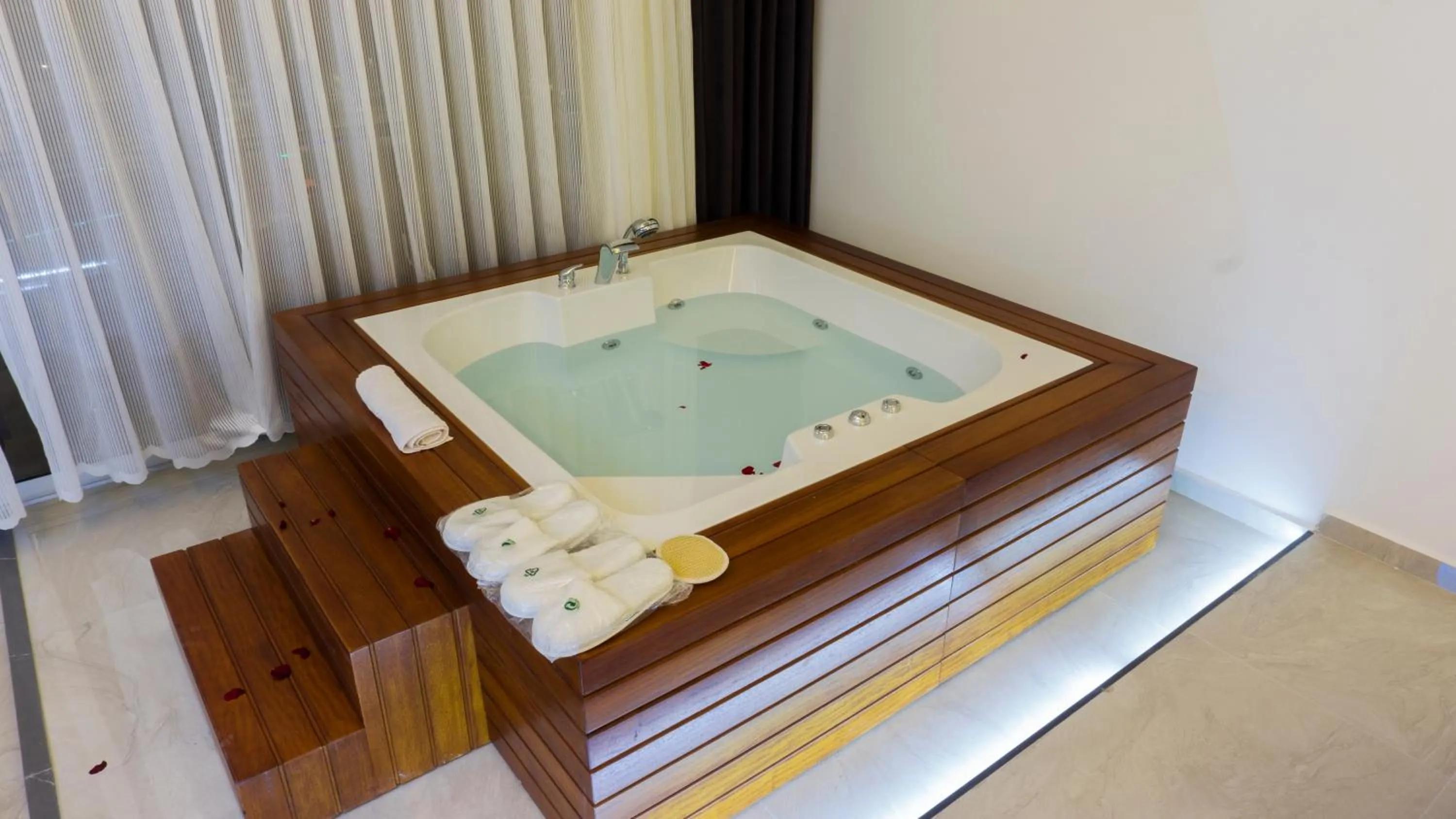 Bath, Bed in Yelken Apart Hotel