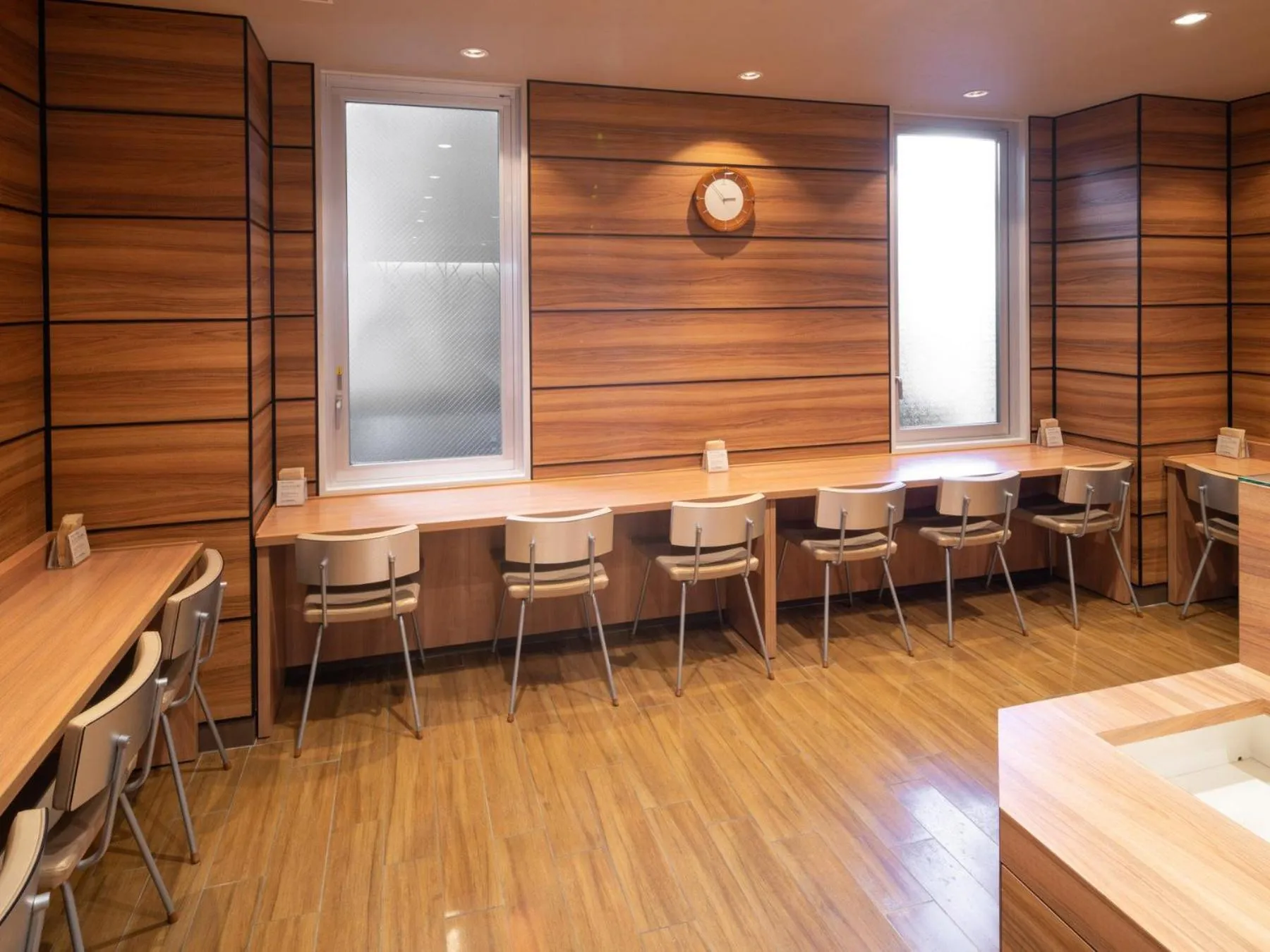 Super Hotel JR Fujiekimae Kinenkan