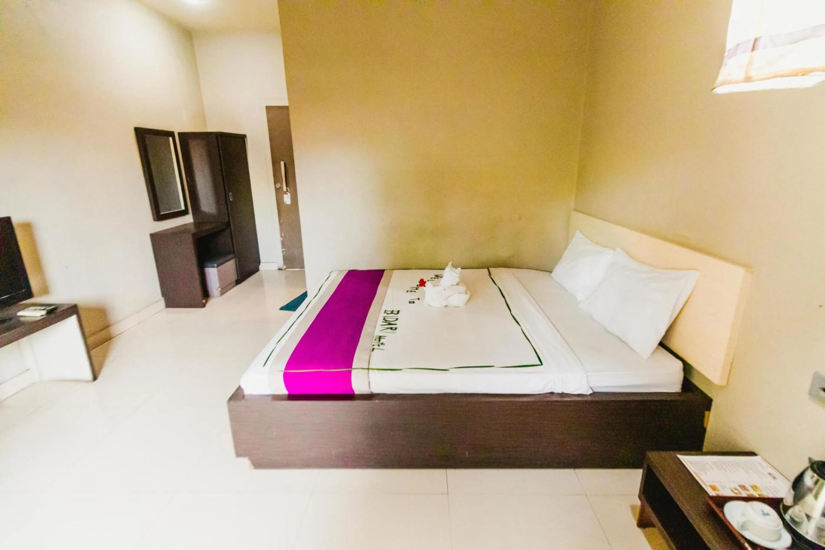 Bed in Bidari Hotel Lombok