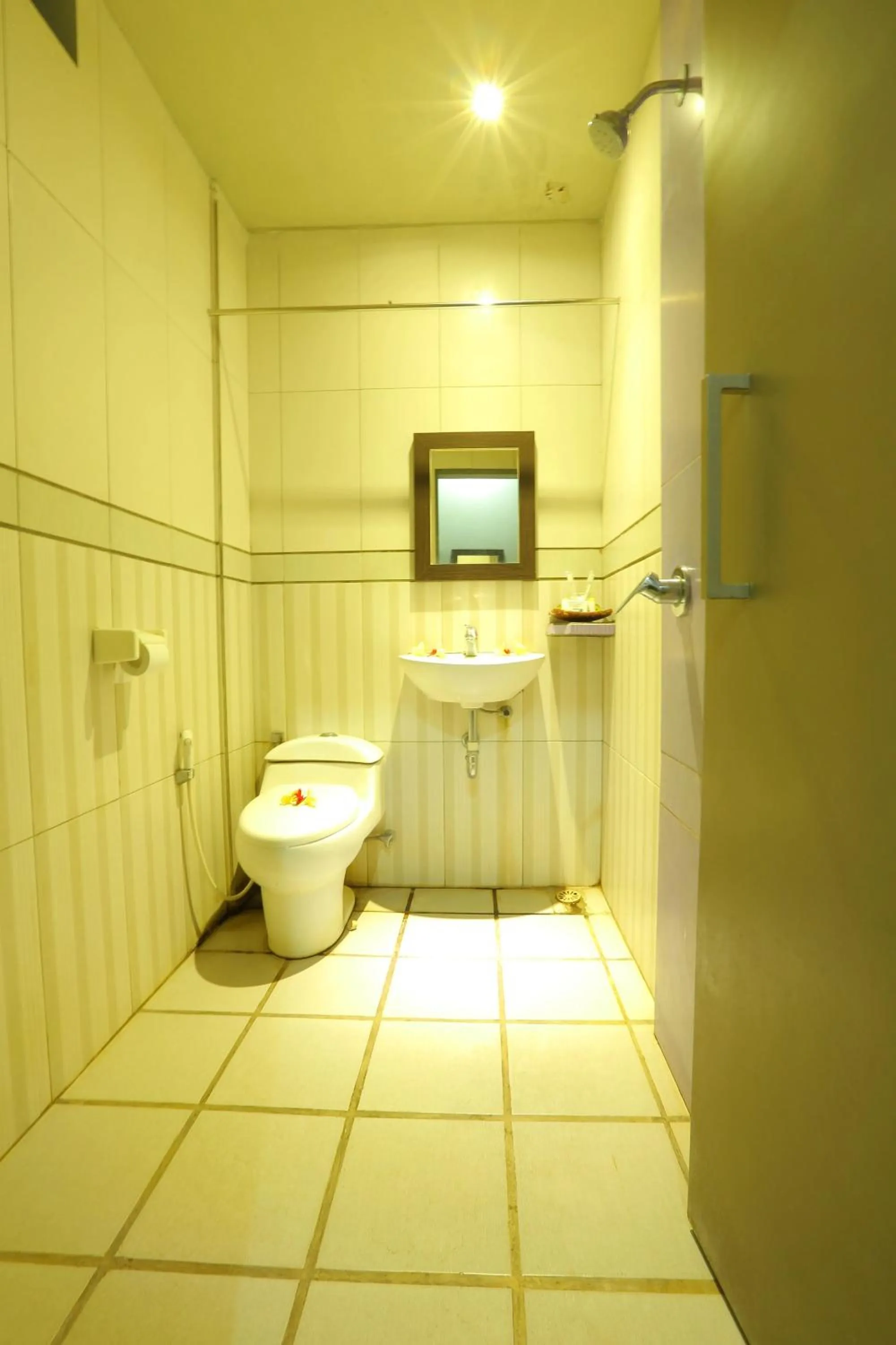 Bathroom in Bidari Hotel Lombok