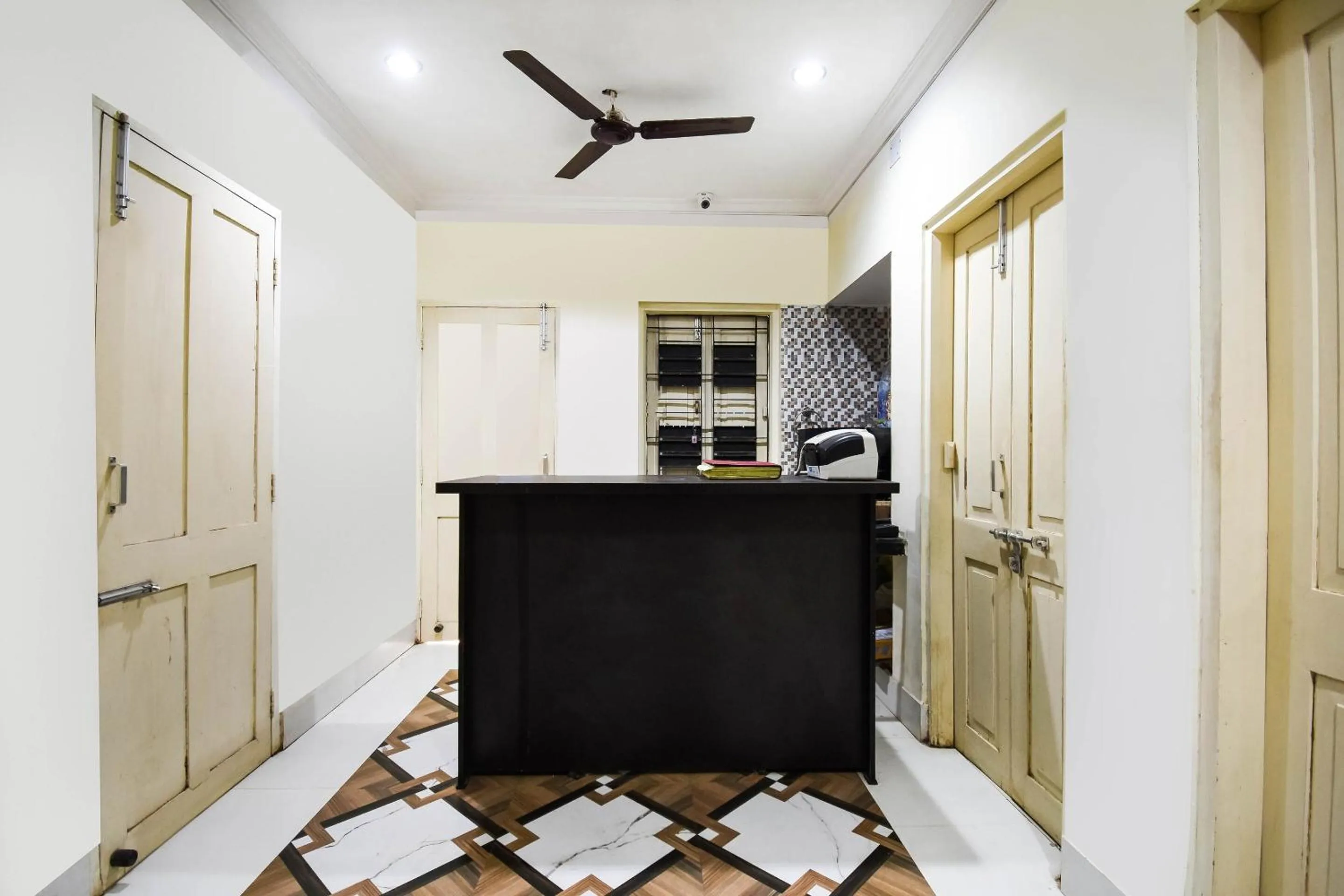 Lobby or reception in Hotel O Pradhan Palace