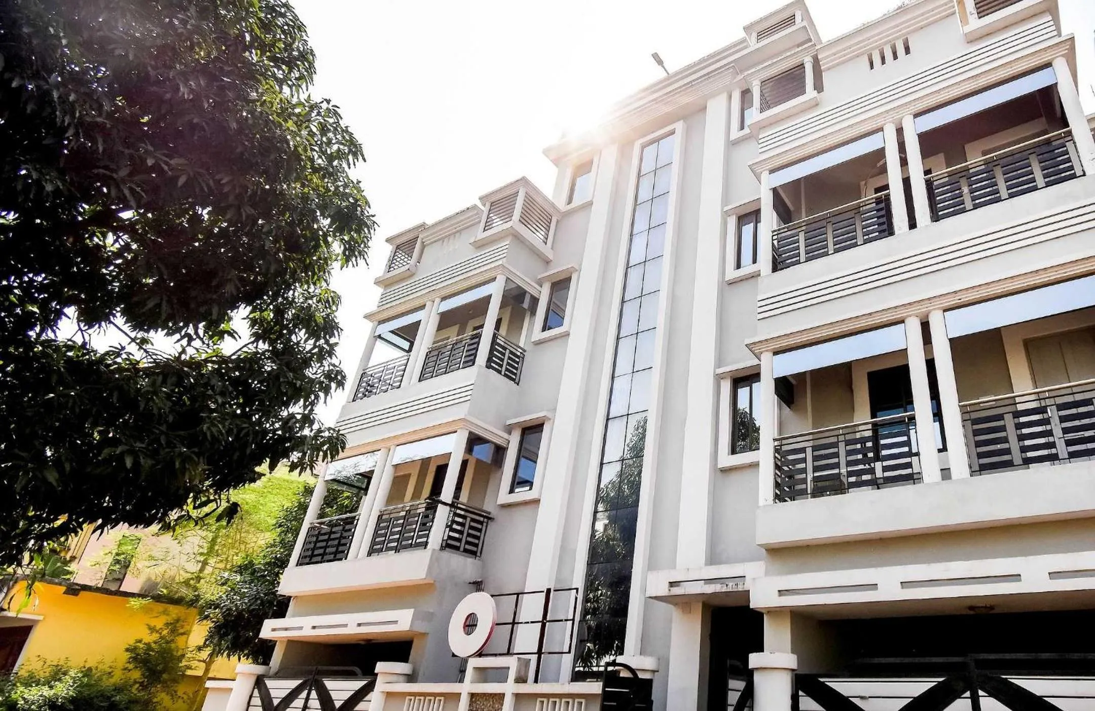 Facade/entrance in Hotel O Pradhan Palace