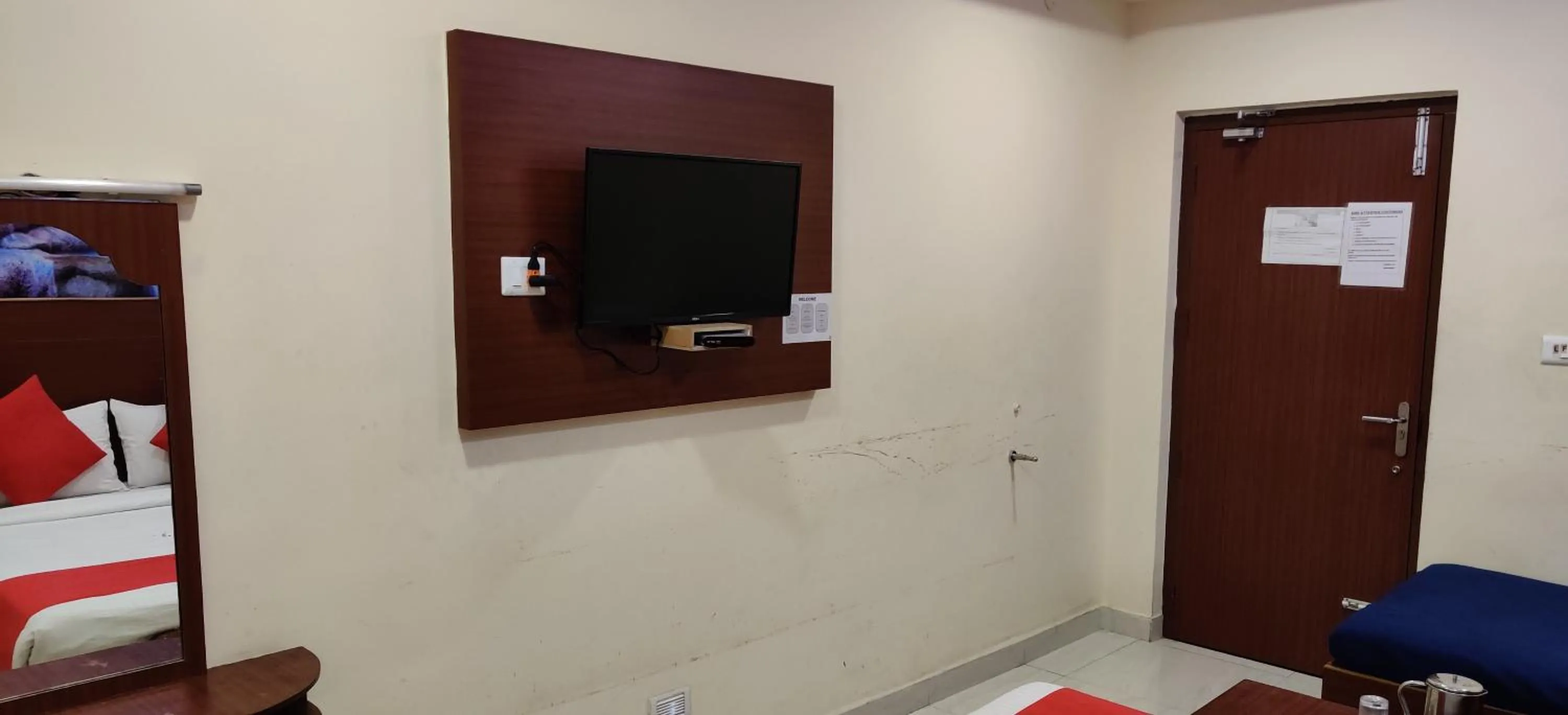 Decorative detail in Kumaran Millenium Residency