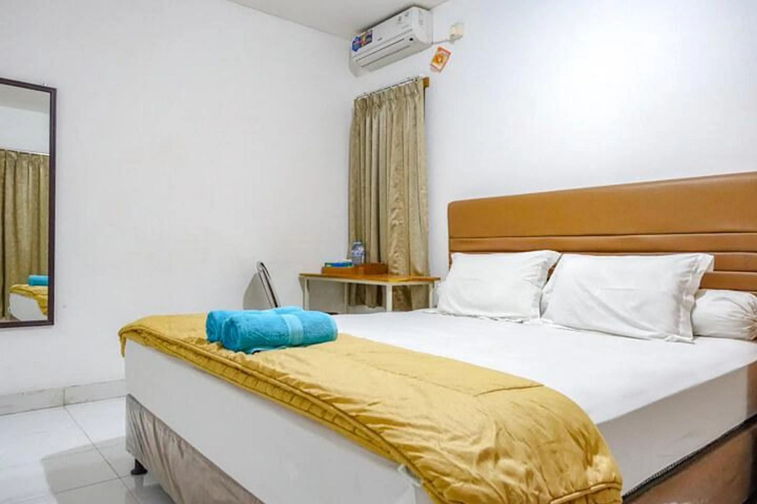 Bedroom, Bed in Sofia Residence Syariah Mitra RedDoorz