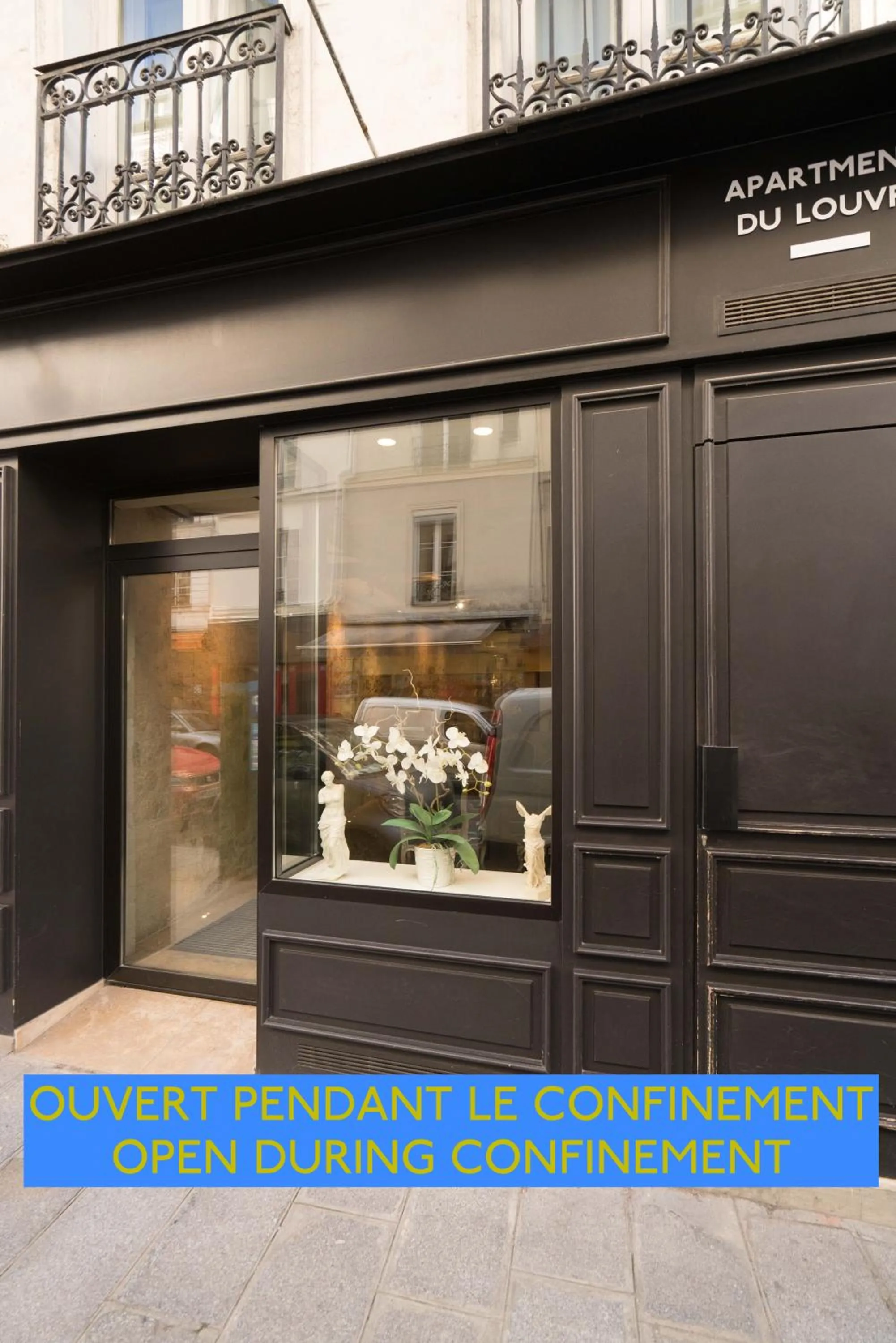 Facade/entrance in Apartments Du Louvre St Honoré
