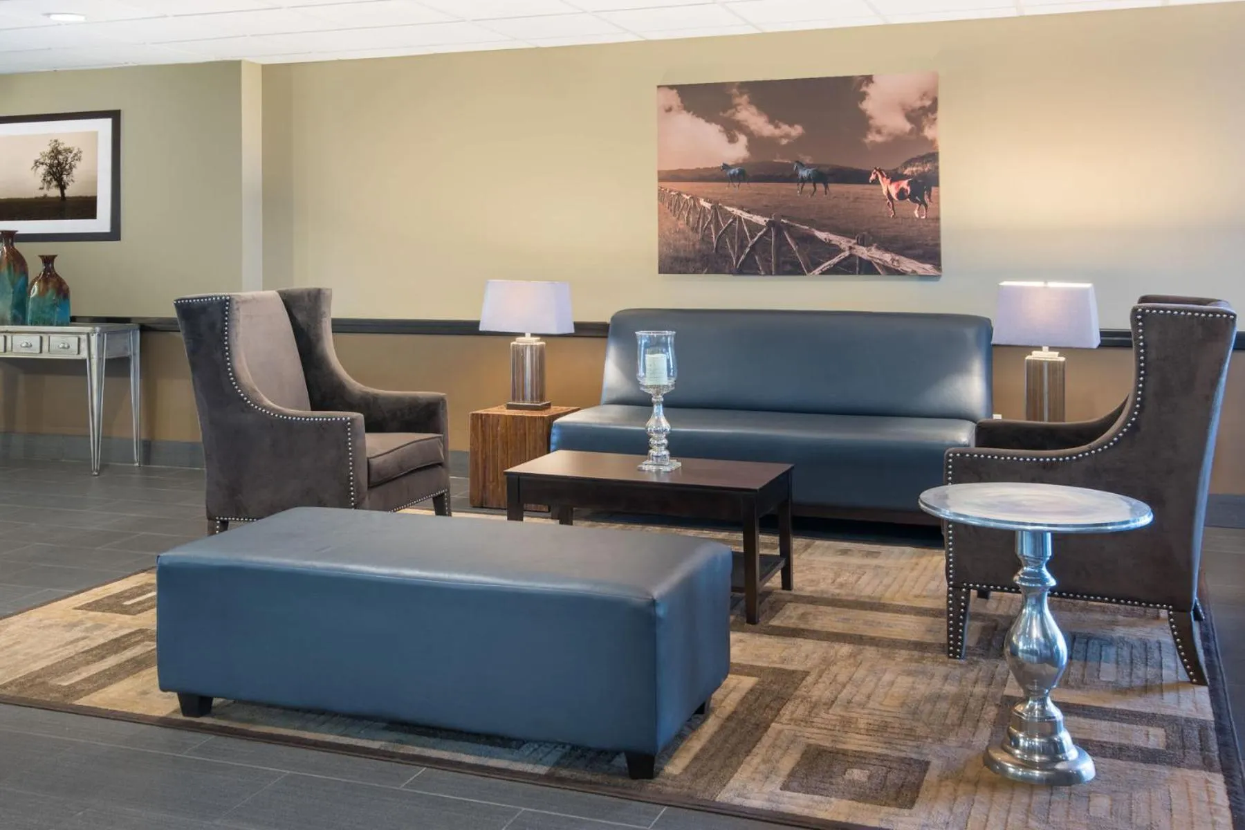 Lobby or reception in Wyndham Garden Texarkana