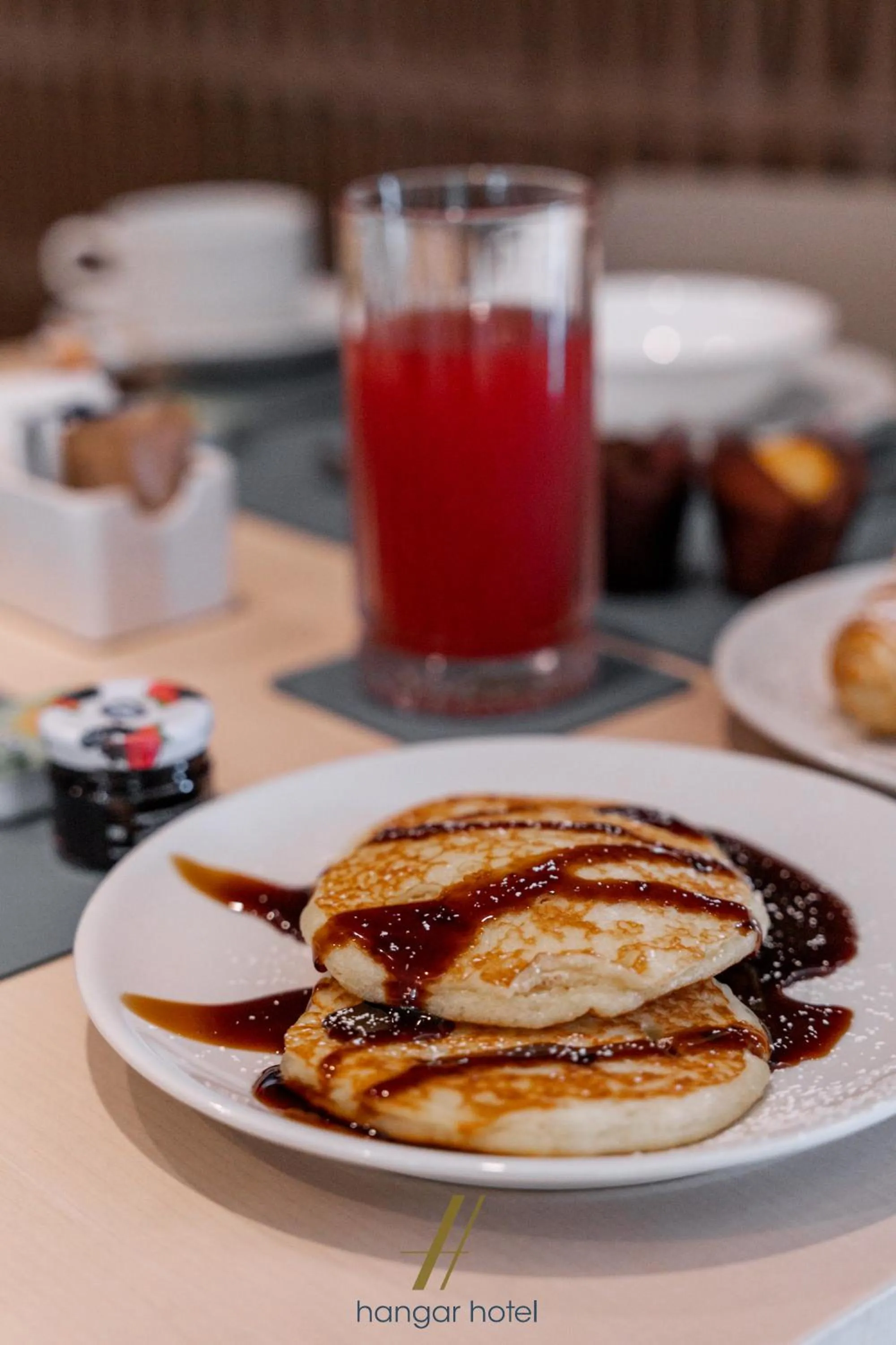 Breakfast in Hangar Hotel