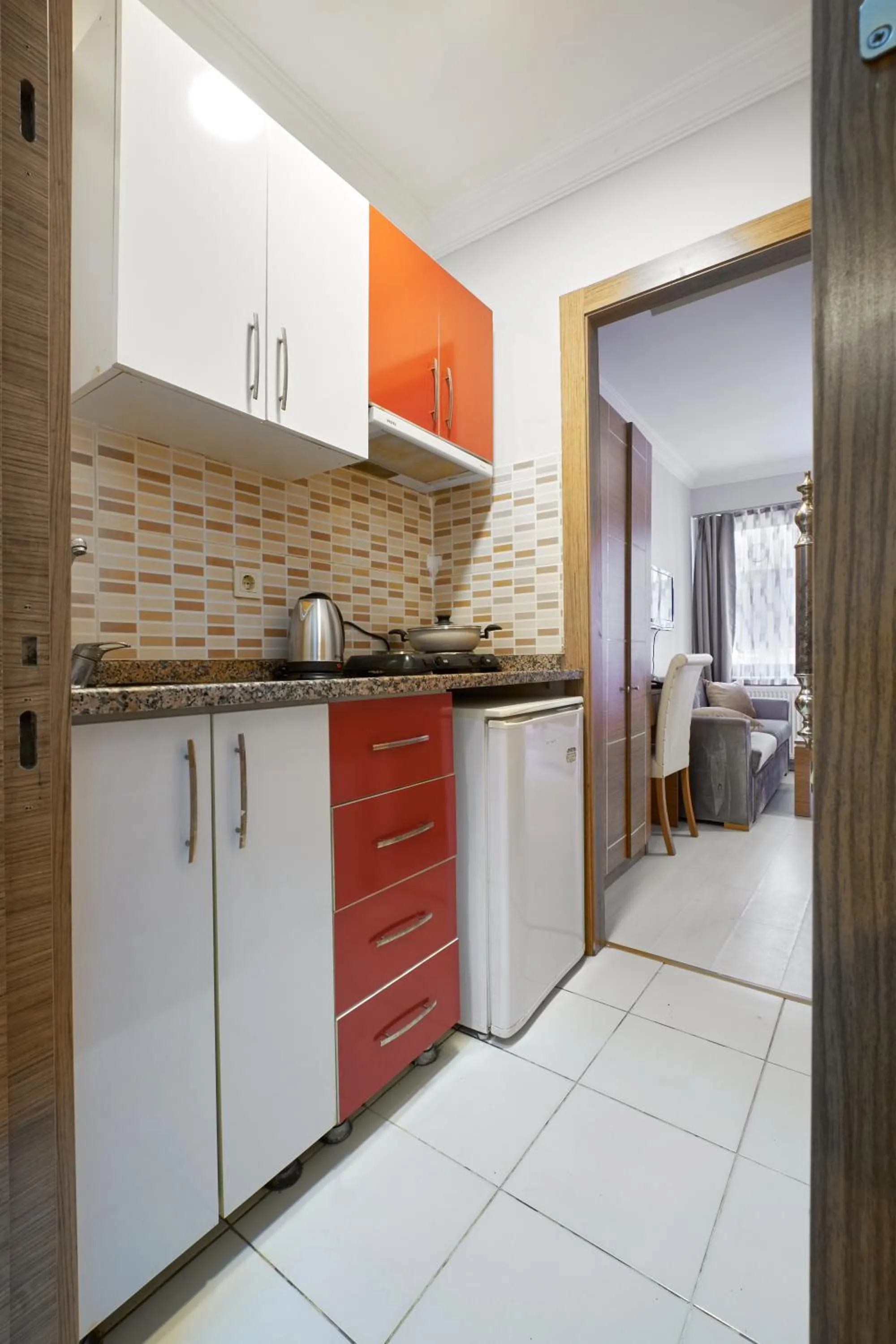 Coffee/tea facilities in Central Suites Taksim