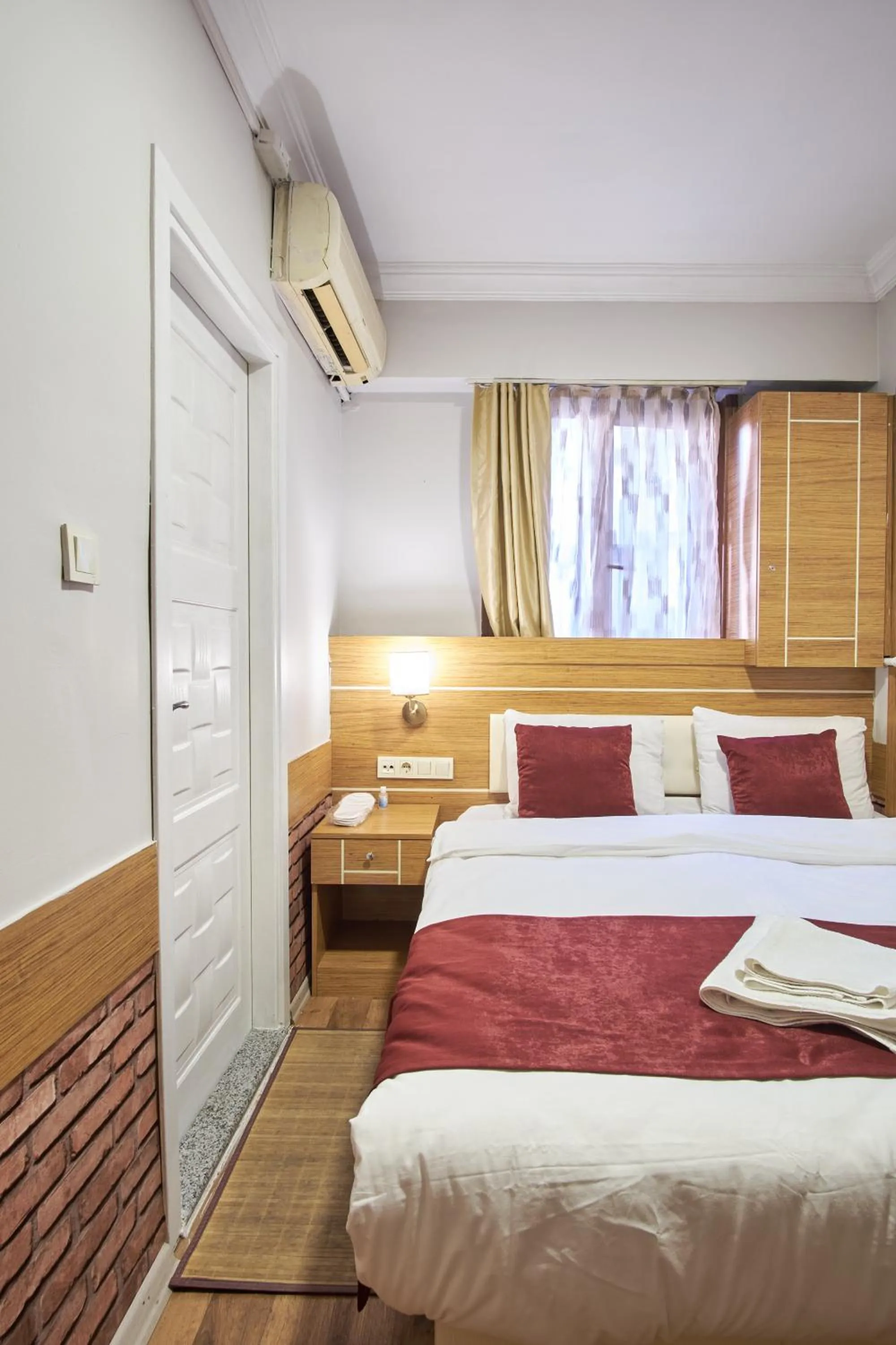 Bed in Central Suites Taksim