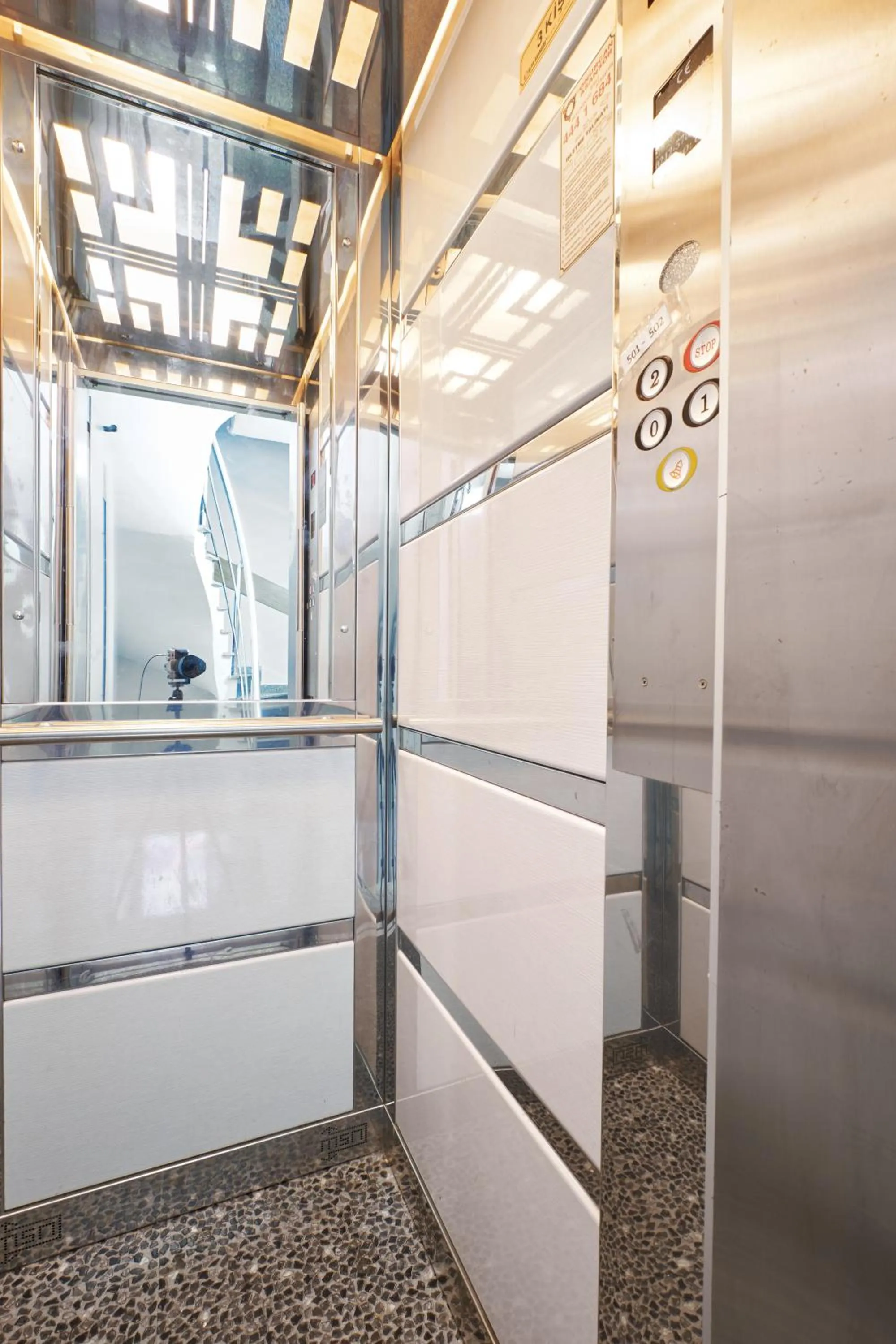 elevator in Central Suites Taksim