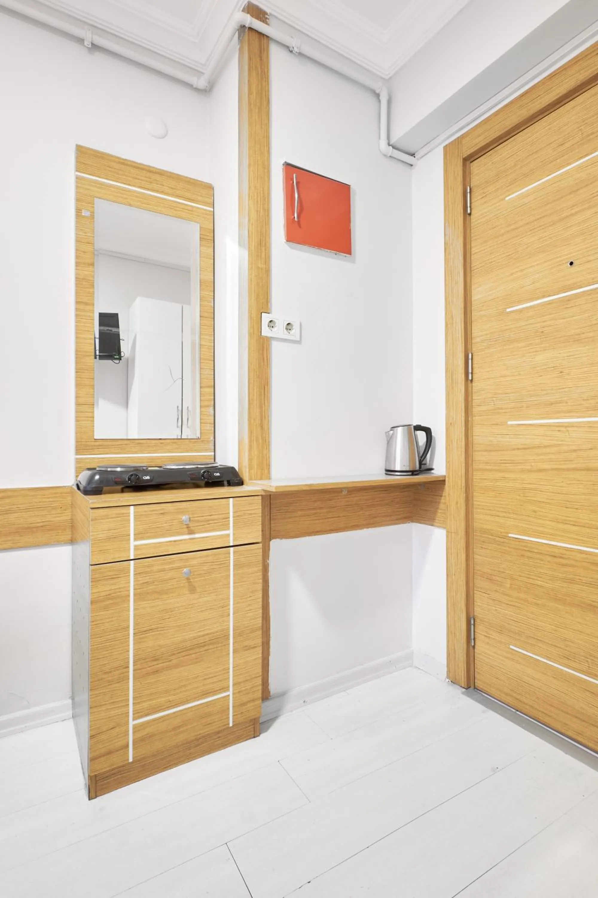 Coffee/tea facilities in Central Suites Taksim