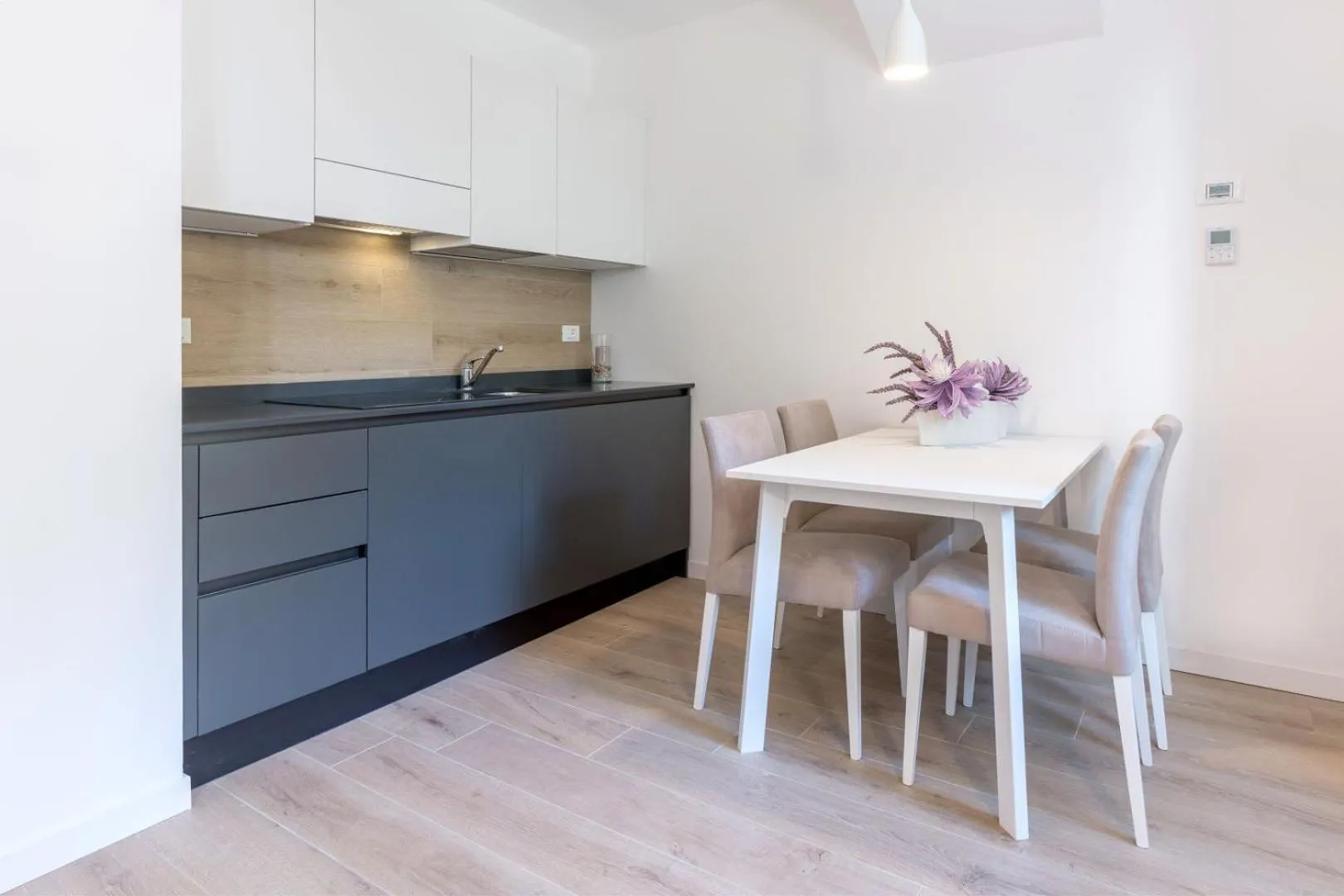 Kitchen or kitchenette in Residence La Torre con private park
