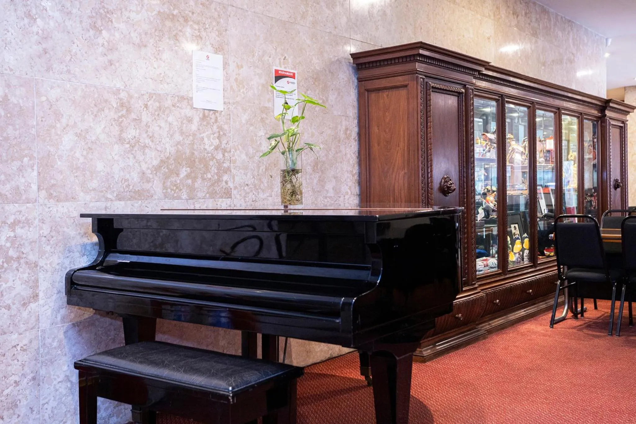 Seating area in Nikkey Palace Hotel