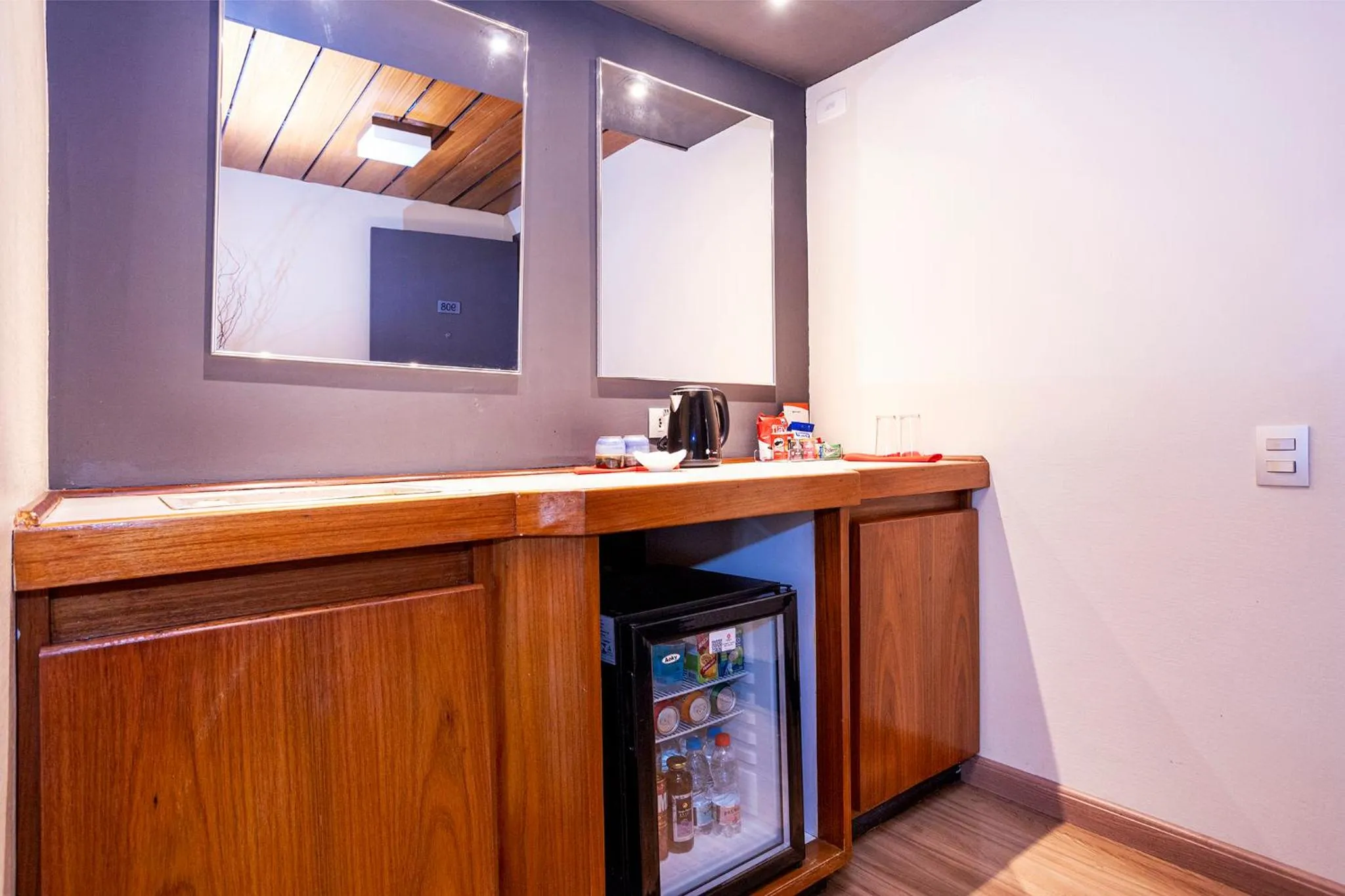 minibar in Nikkey Palace Hotel