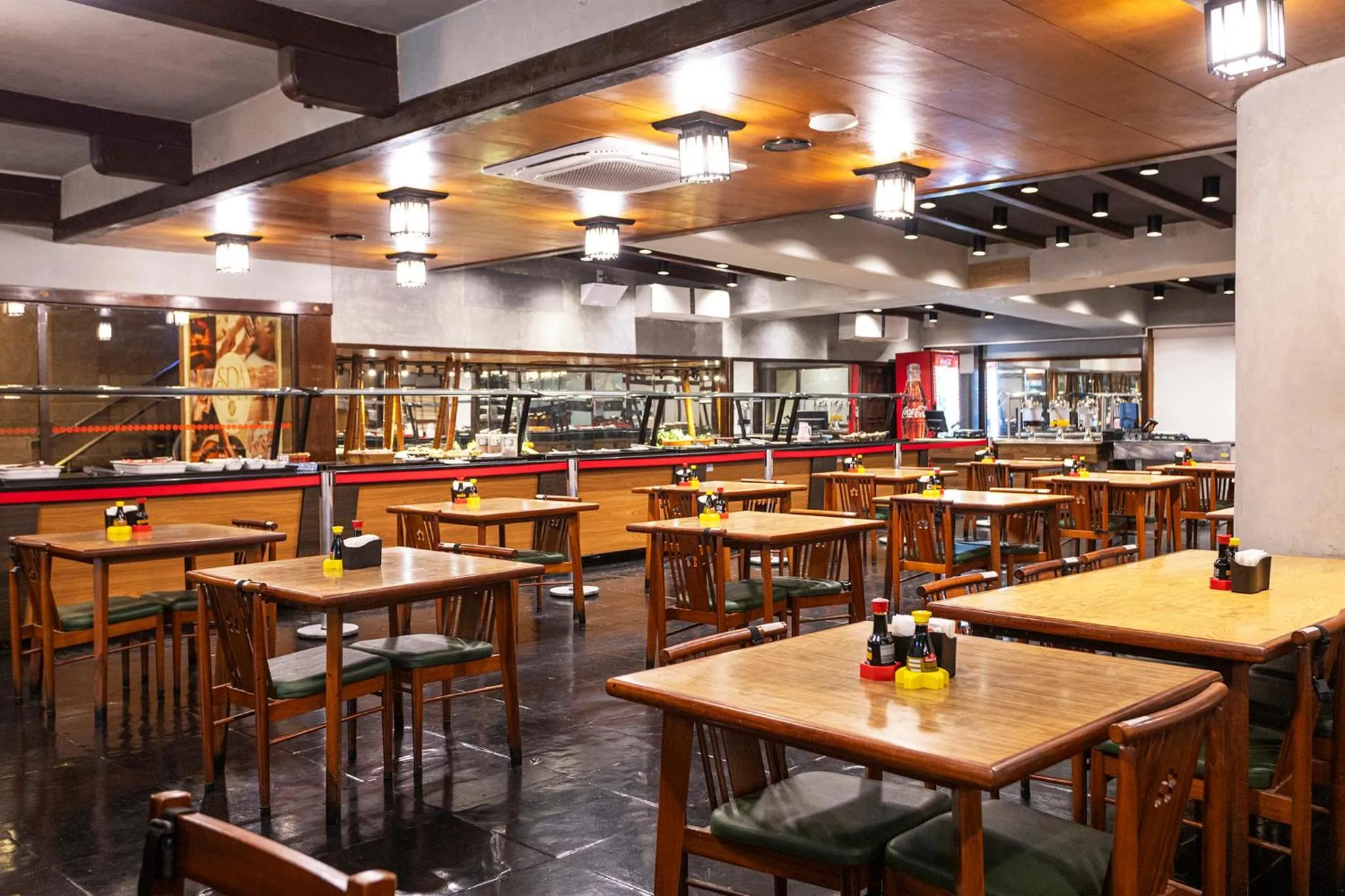 Restaurant/places to eat in Nikkey Palace Hotel