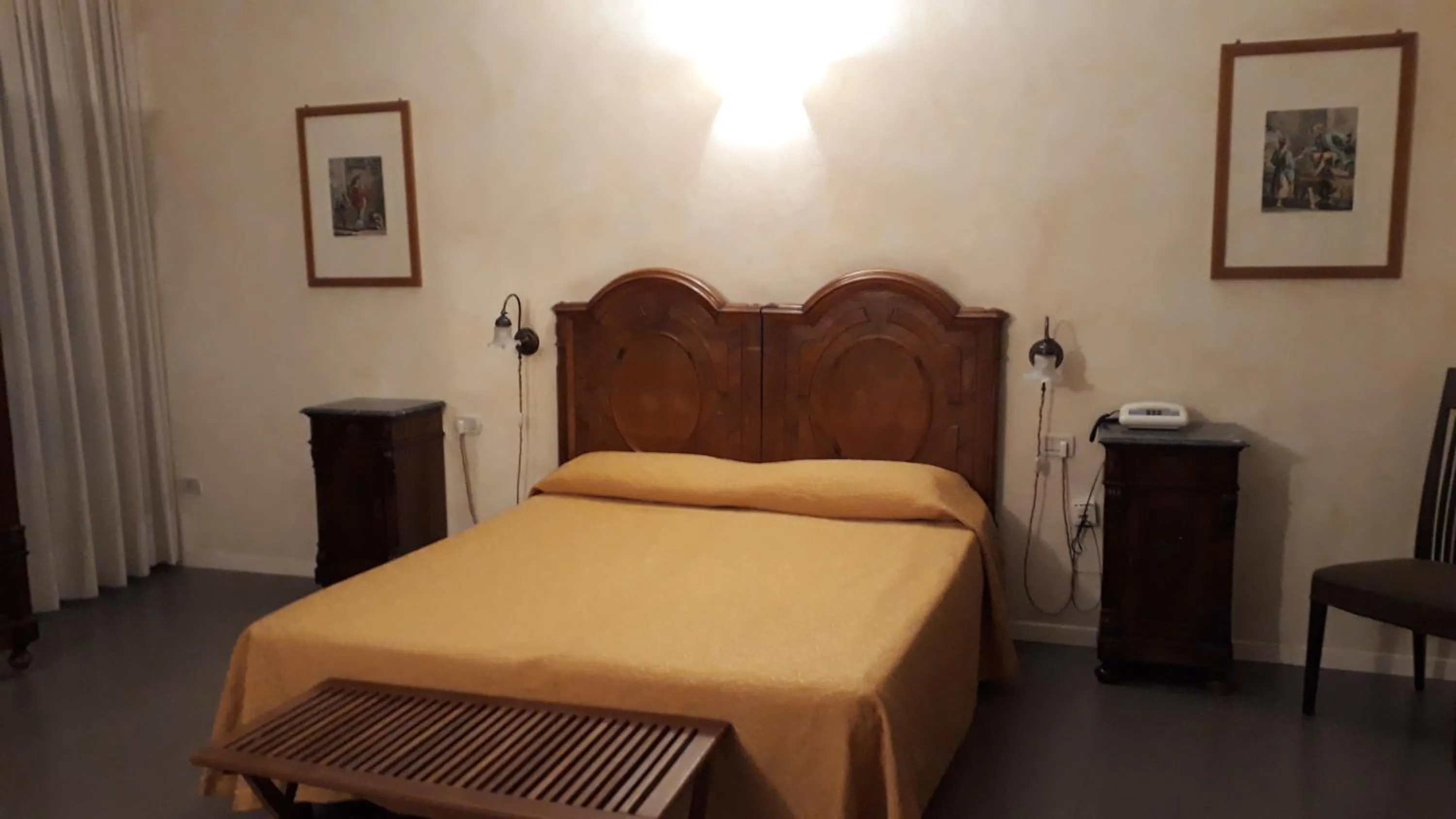 Bedroom, Bed in Hotel Due Mori