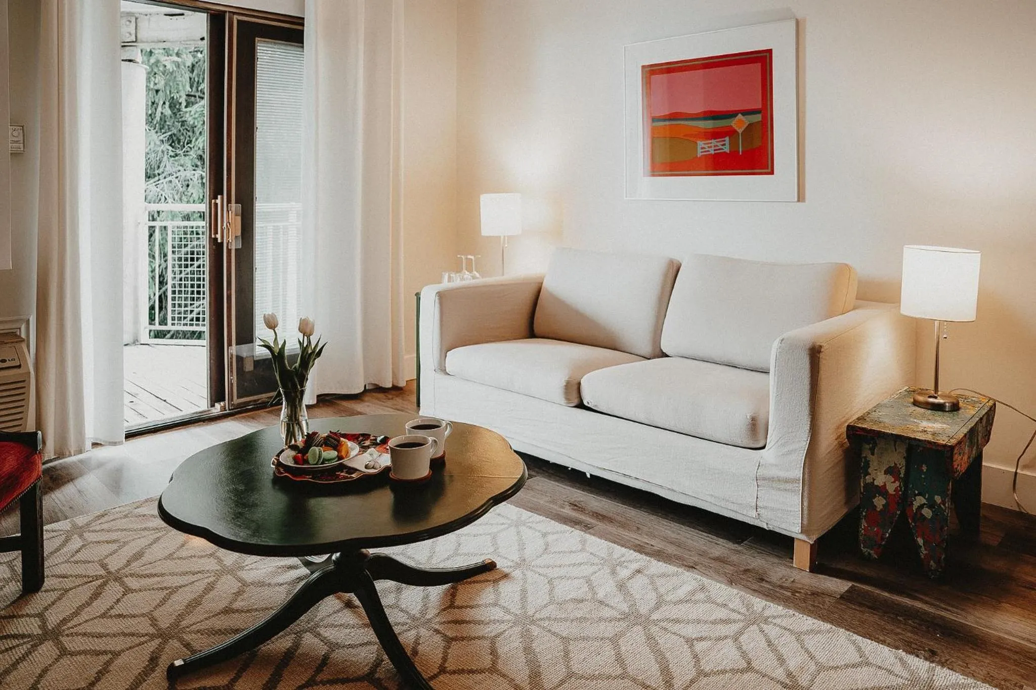 Seating area in The Kent Motel