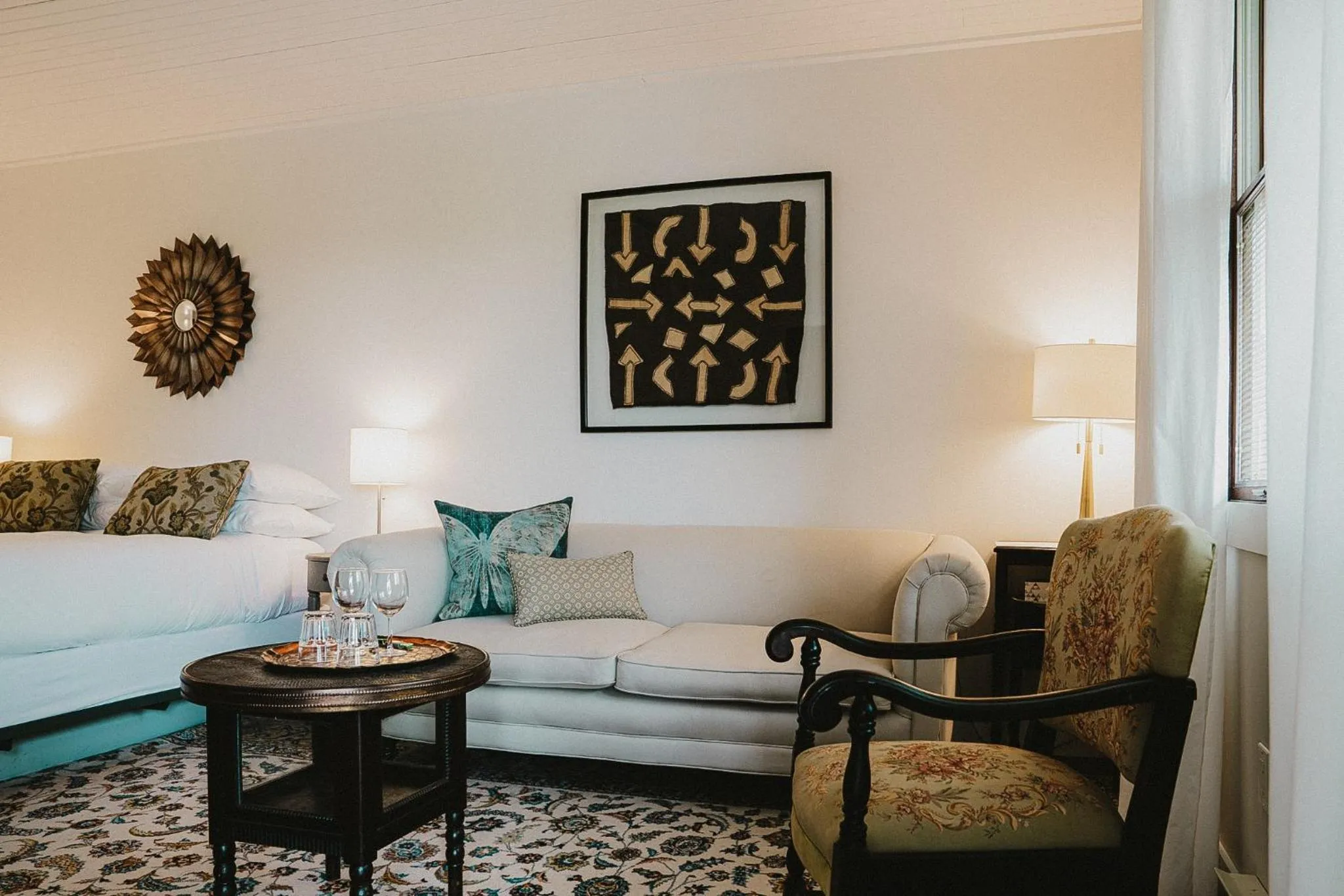 Bed in The Kent Motel