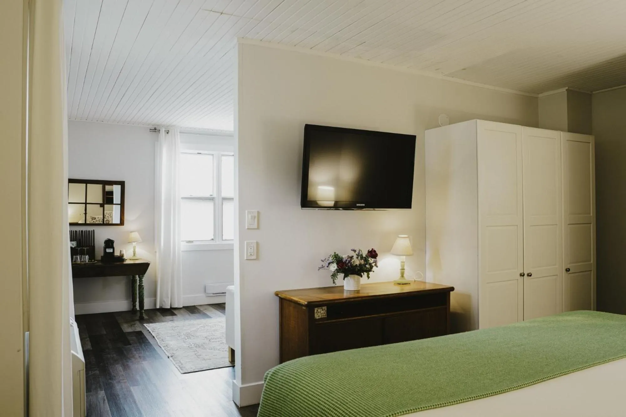 Bedroom, Bed in The Kent Motel