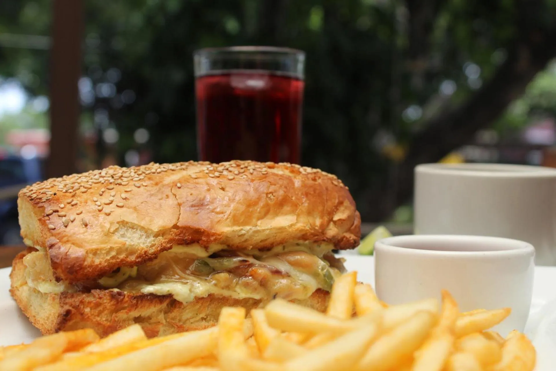 Food in Olas Permanentes El Zonte