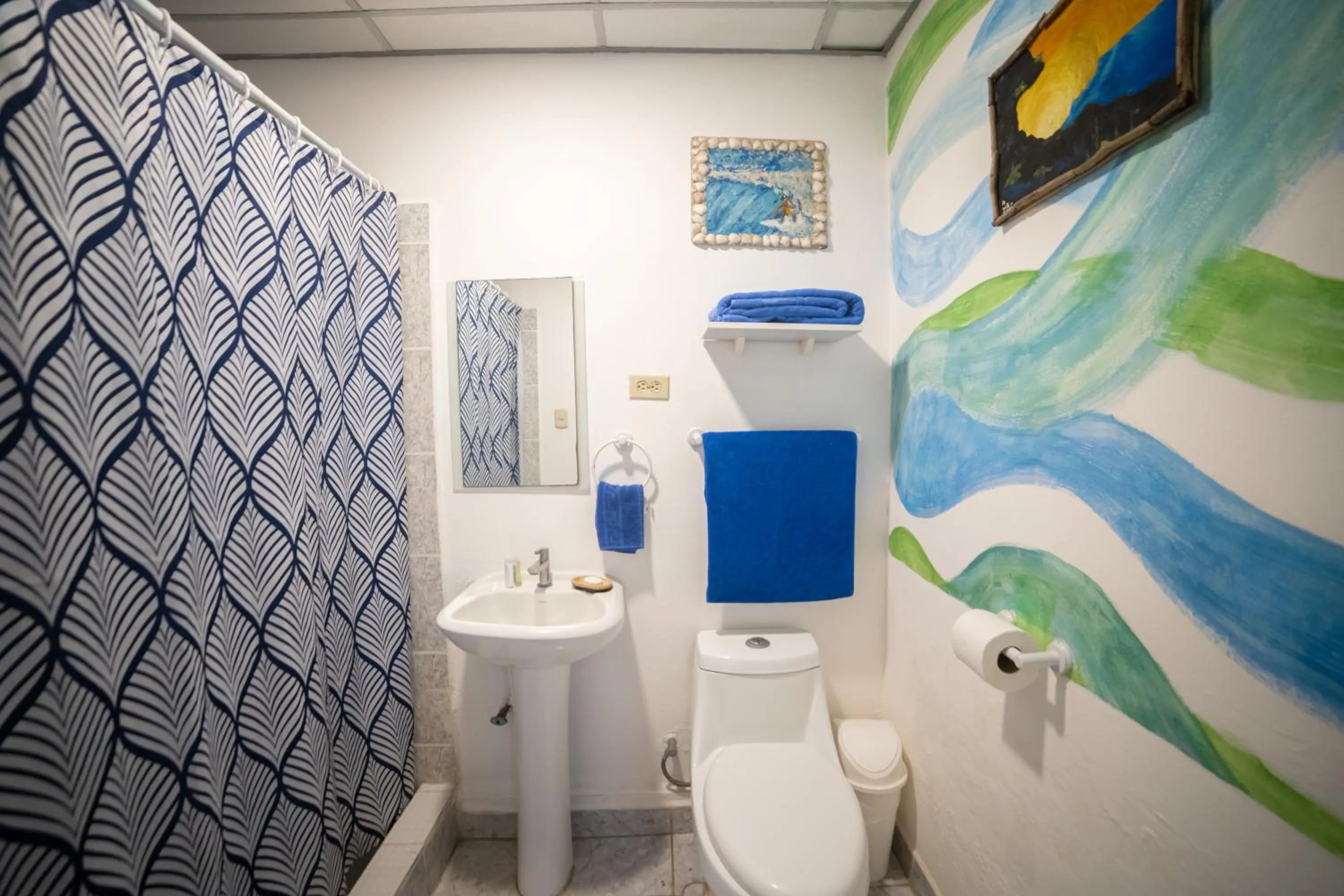 Olas Permanentes El Zonte