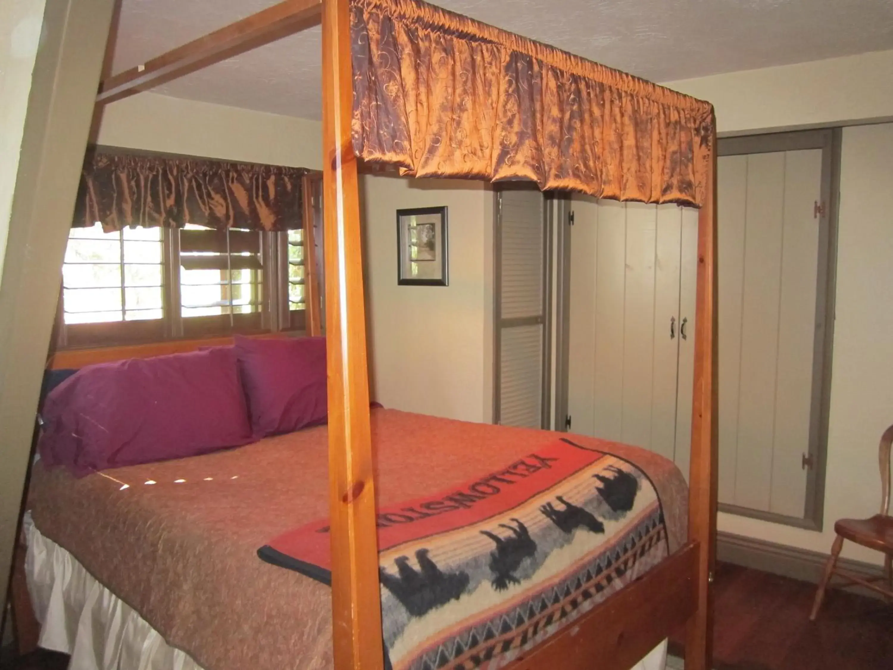 Two-Bedroom Cottage in Always Inn Idyllwild Vacation Cottages Two-Bedroom Cottage in Always Inn Idyllwild Vacation Cottages