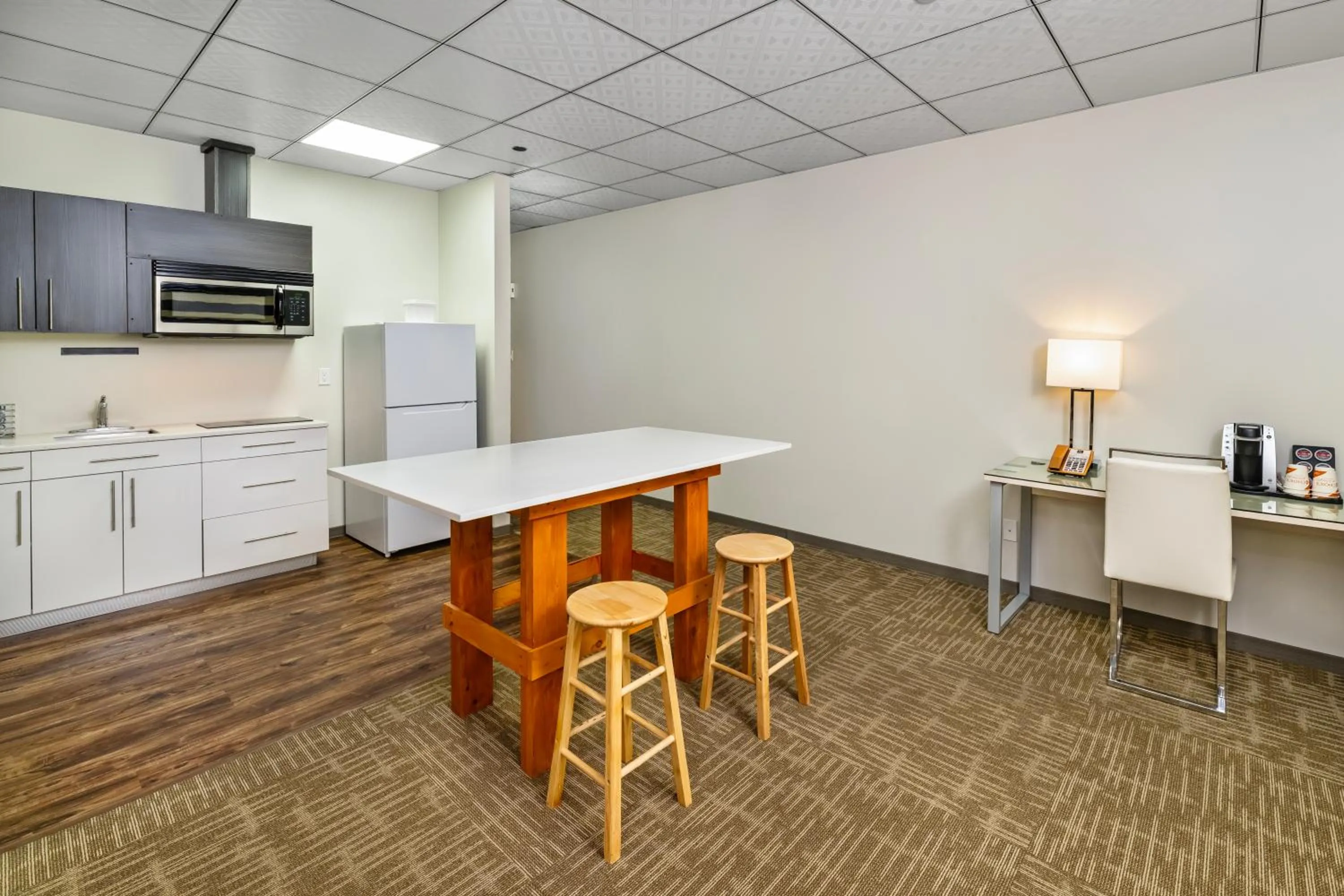 Quality Inn Sunshine Suites