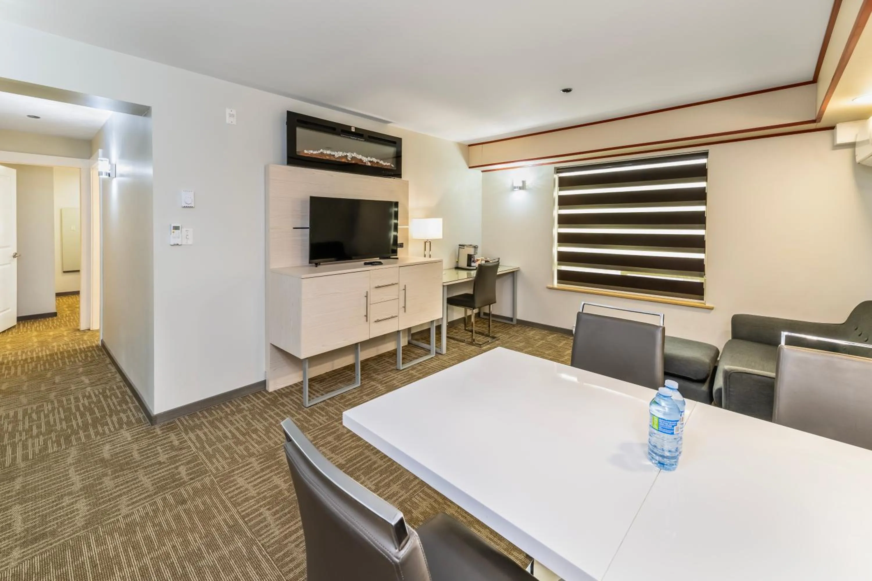 Quality Inn Sunshine Suites