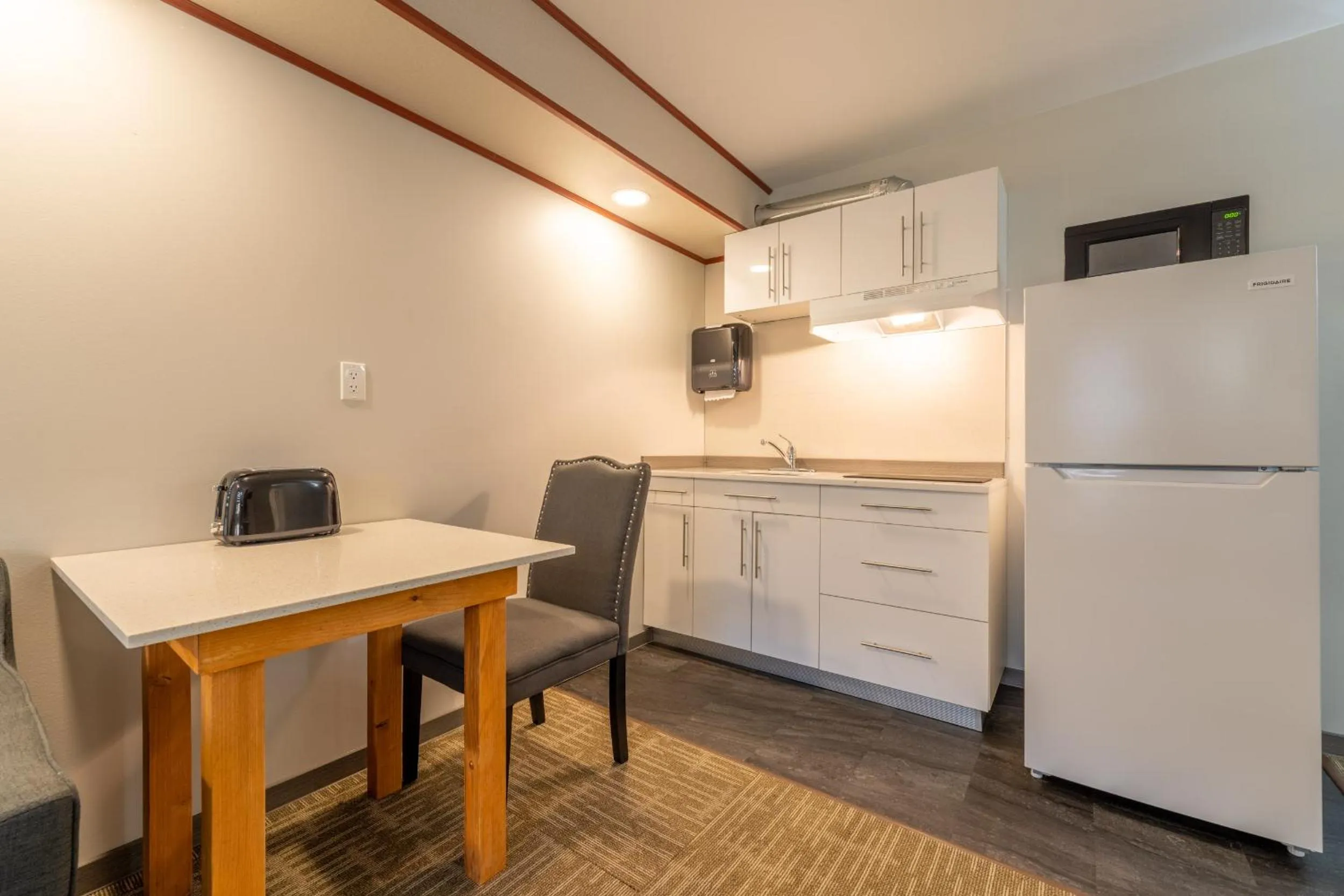 Quality Inn Sunshine Suites