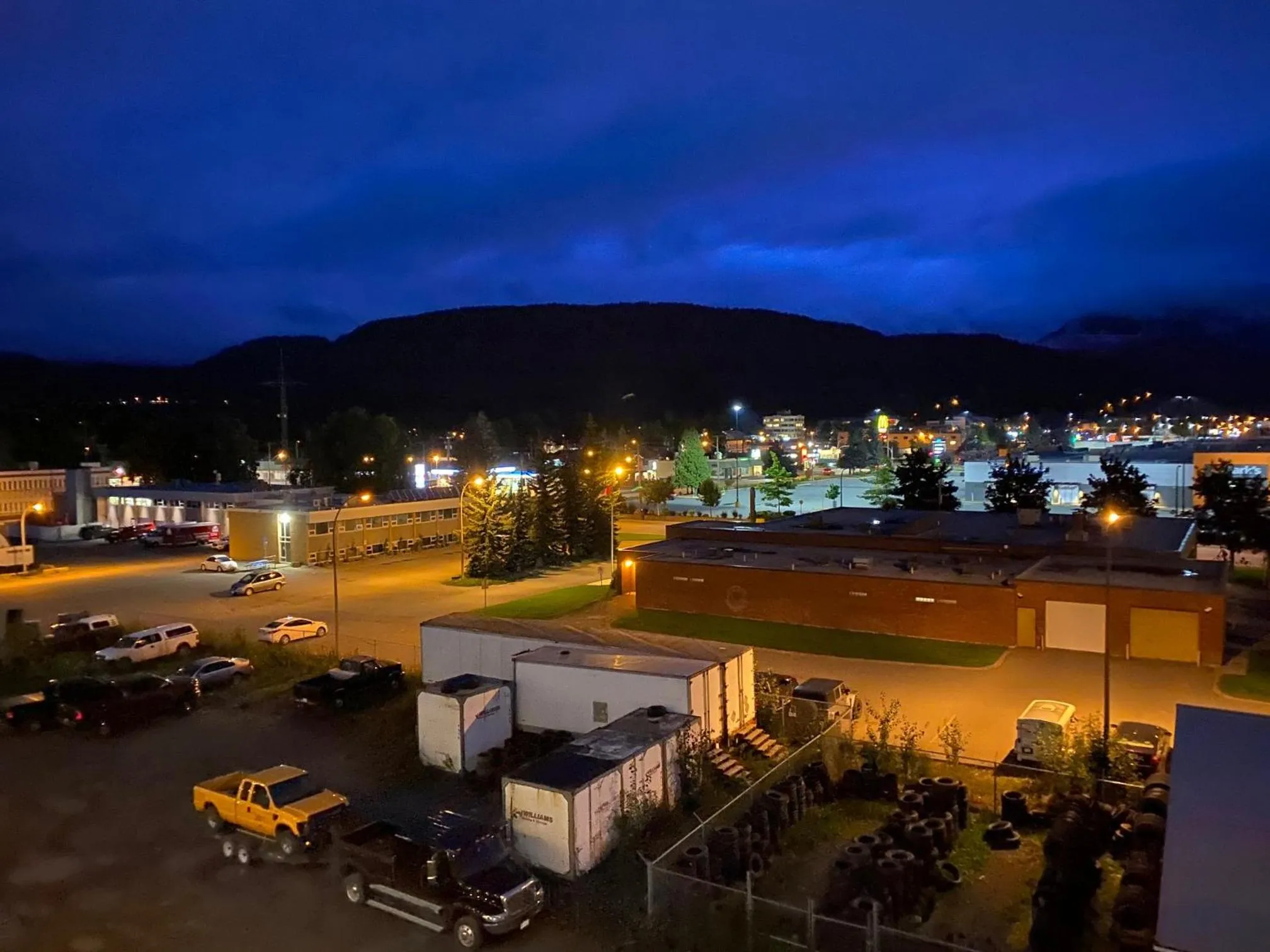 Night in Quality Inn Sunshine Suites