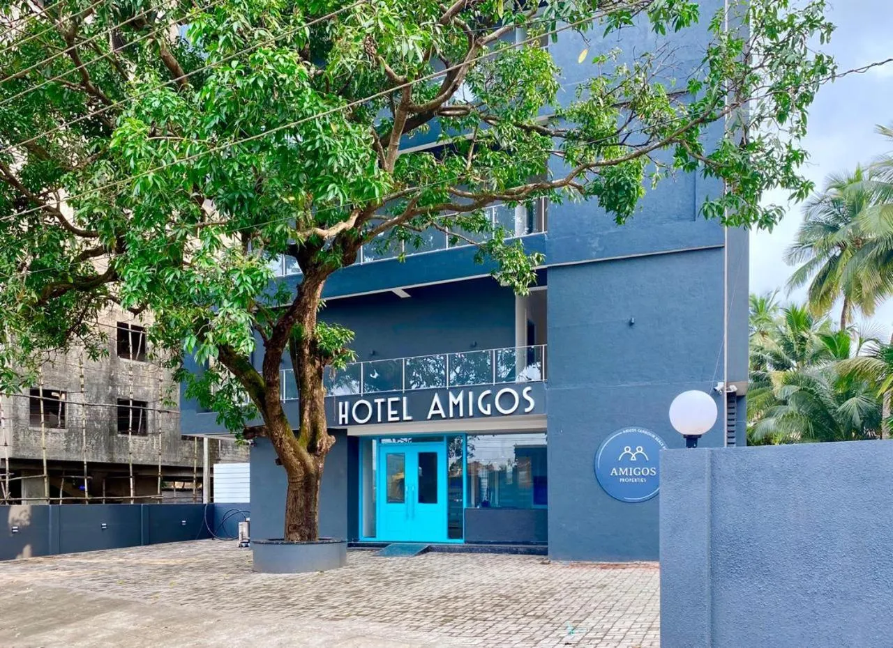 Property building in Amigos Candolim Beach