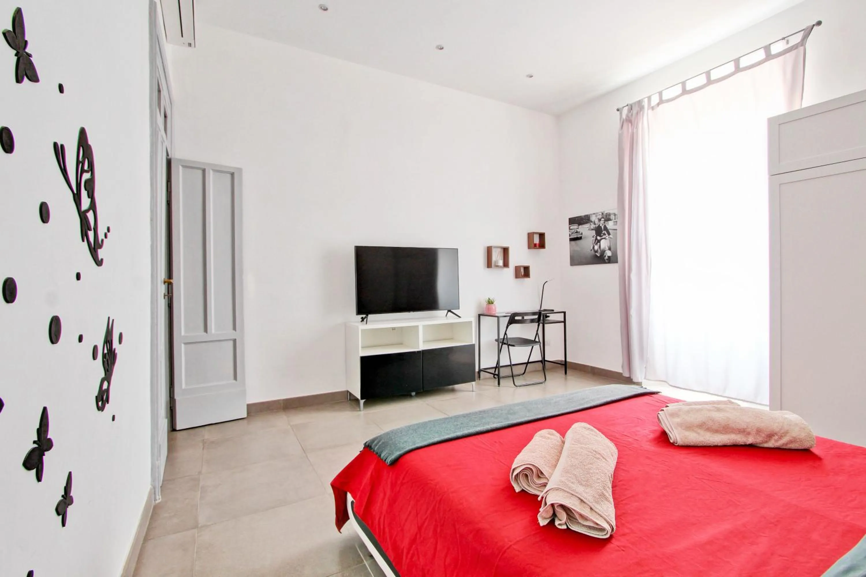 Bed in Domvs Romae Apartment