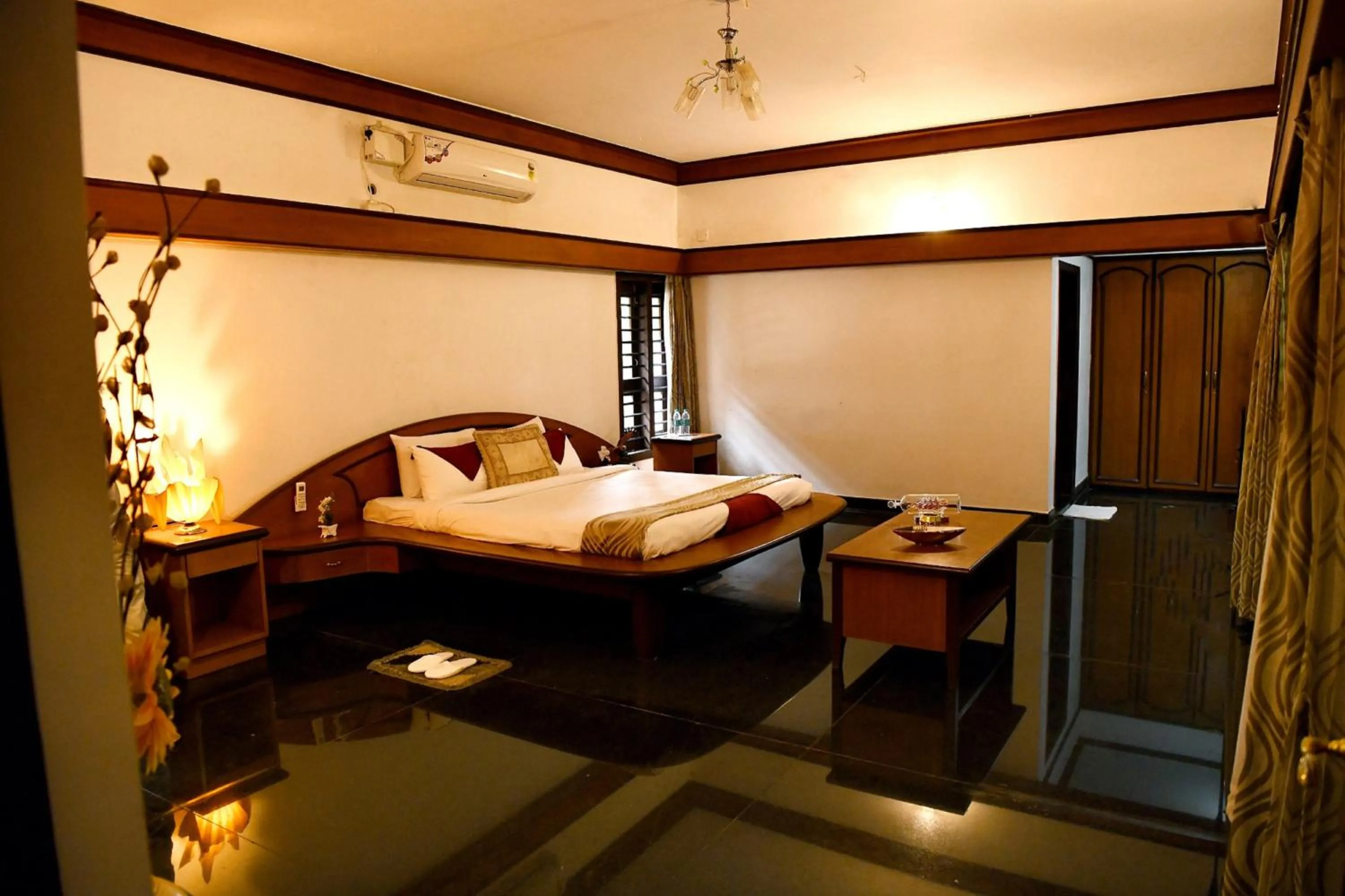 View (from property/room), Bed in Unlock By Goldfinch Sakaleshpur