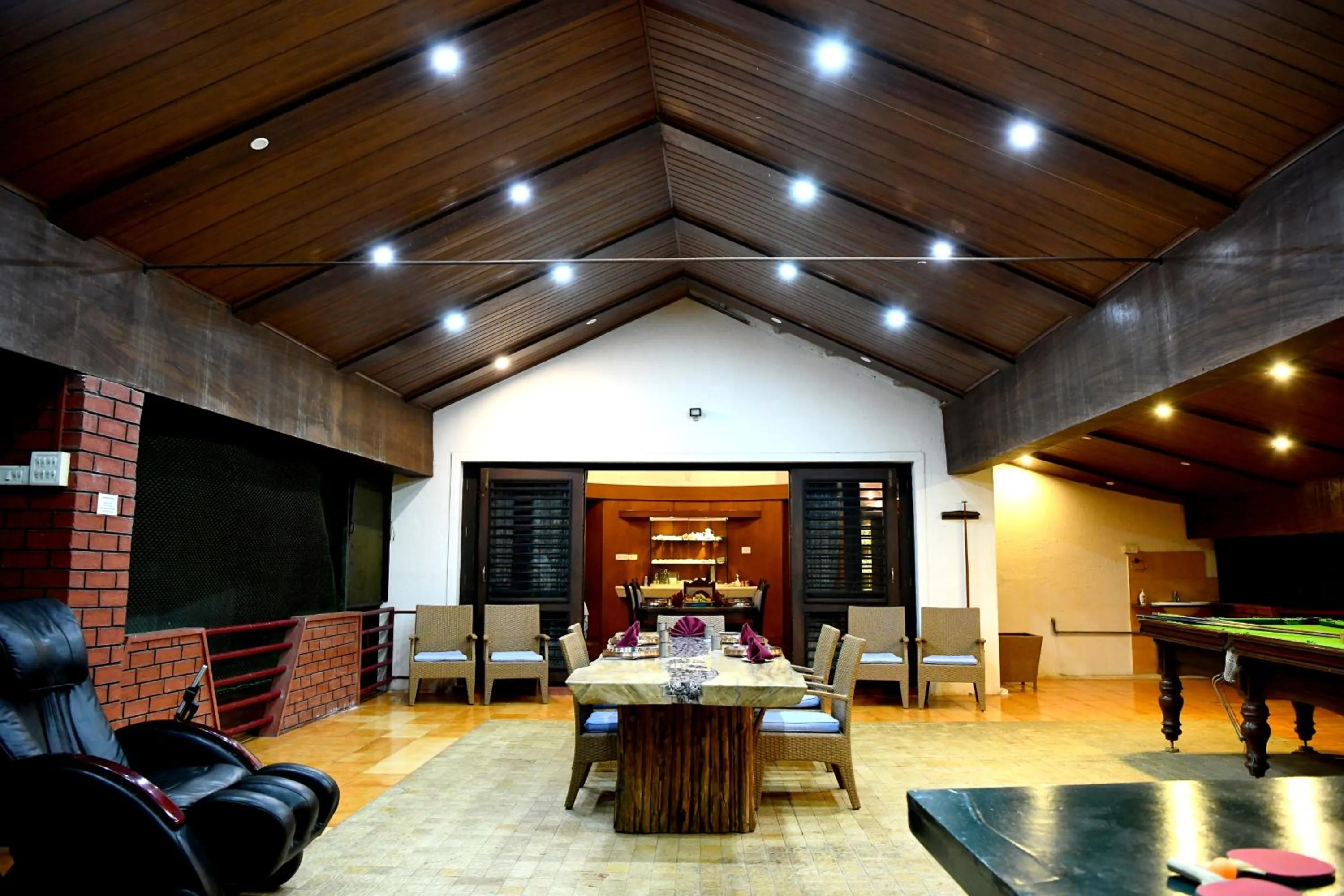 Food and drinks in Unlock By Goldfinch Sakaleshpur