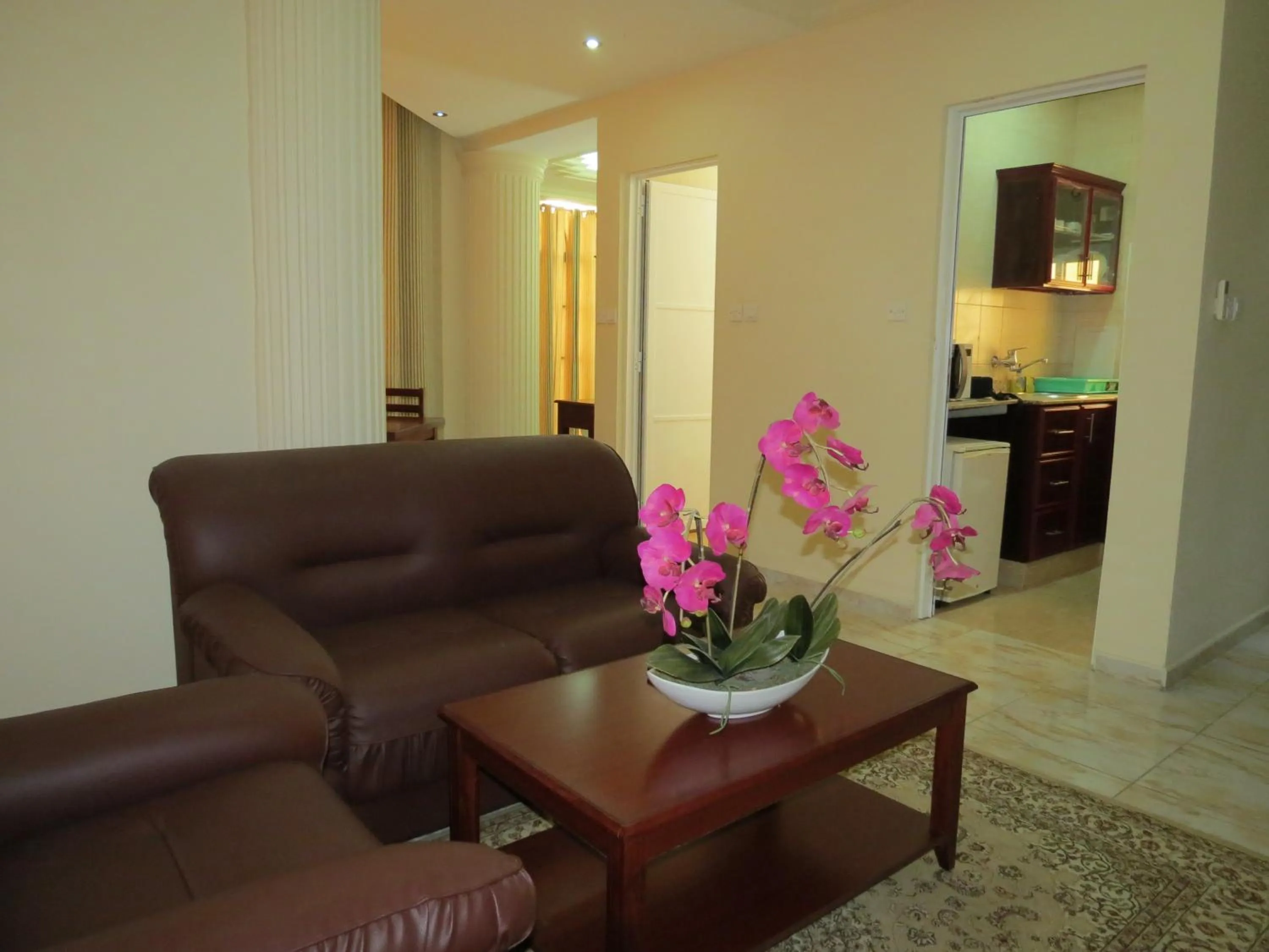 Al Ferdous Hotel Apartments