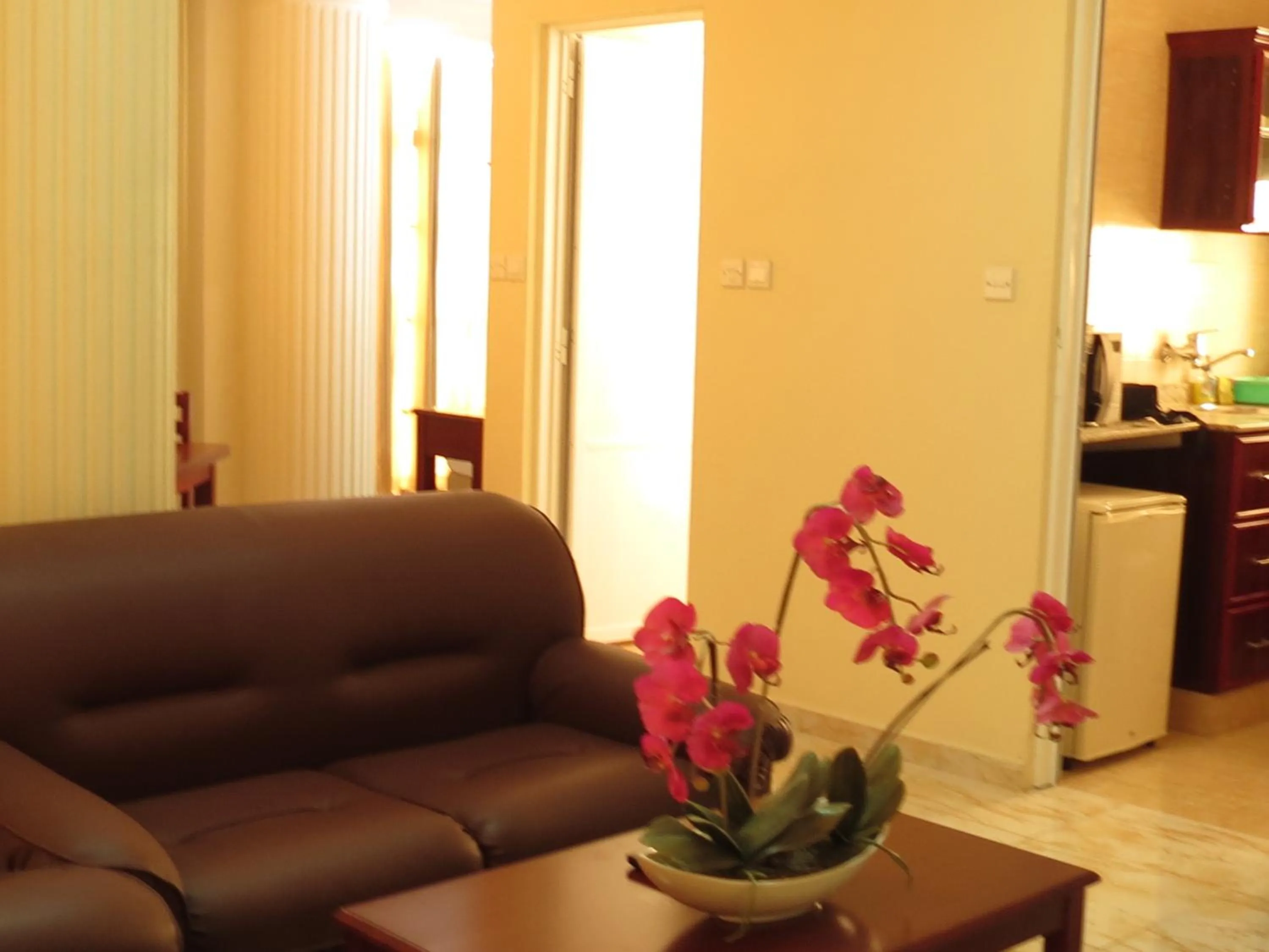 Al Ferdous Hotel Apartments