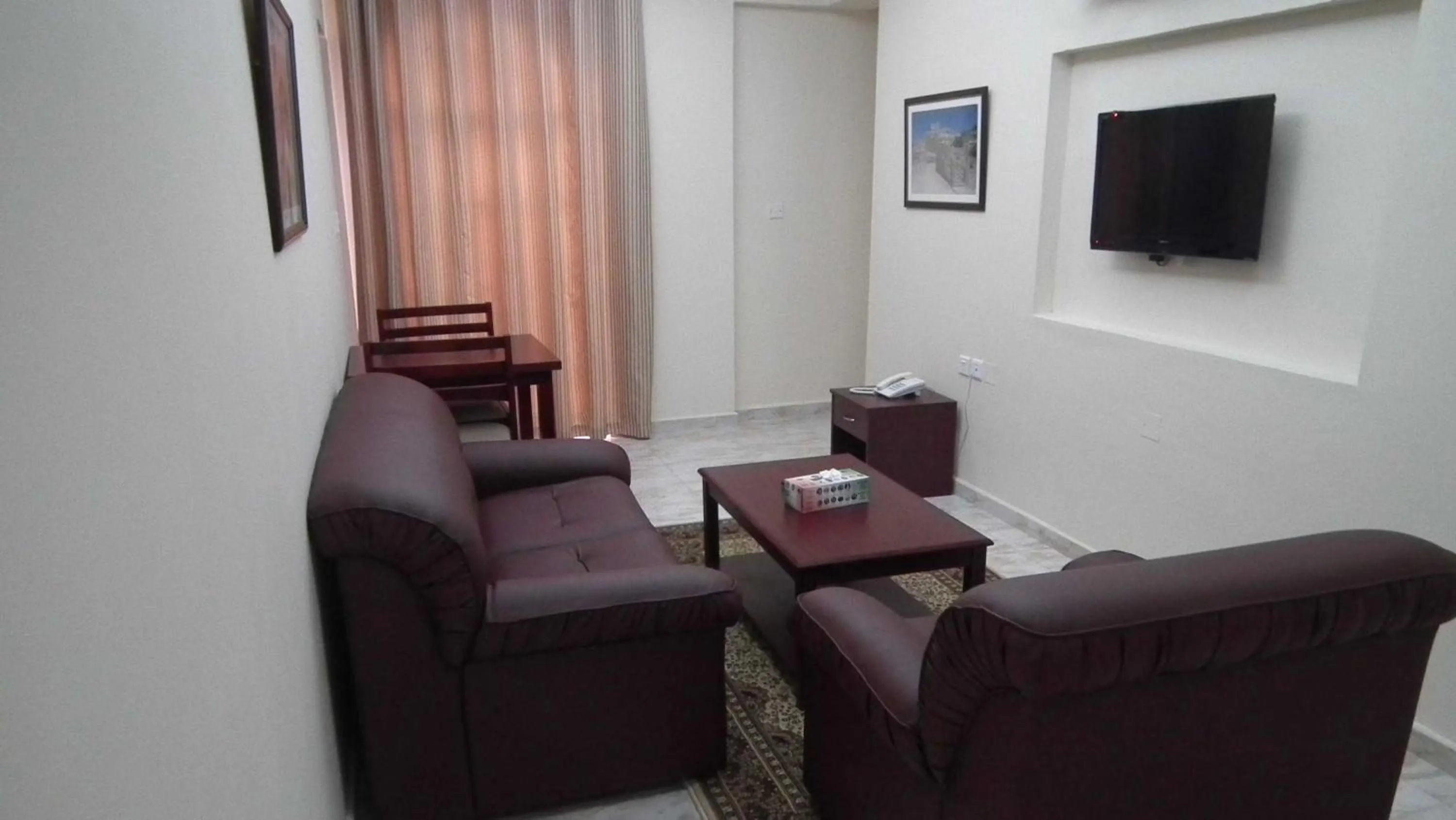 TV and multimedia in Al Ferdous Hotel Apartments