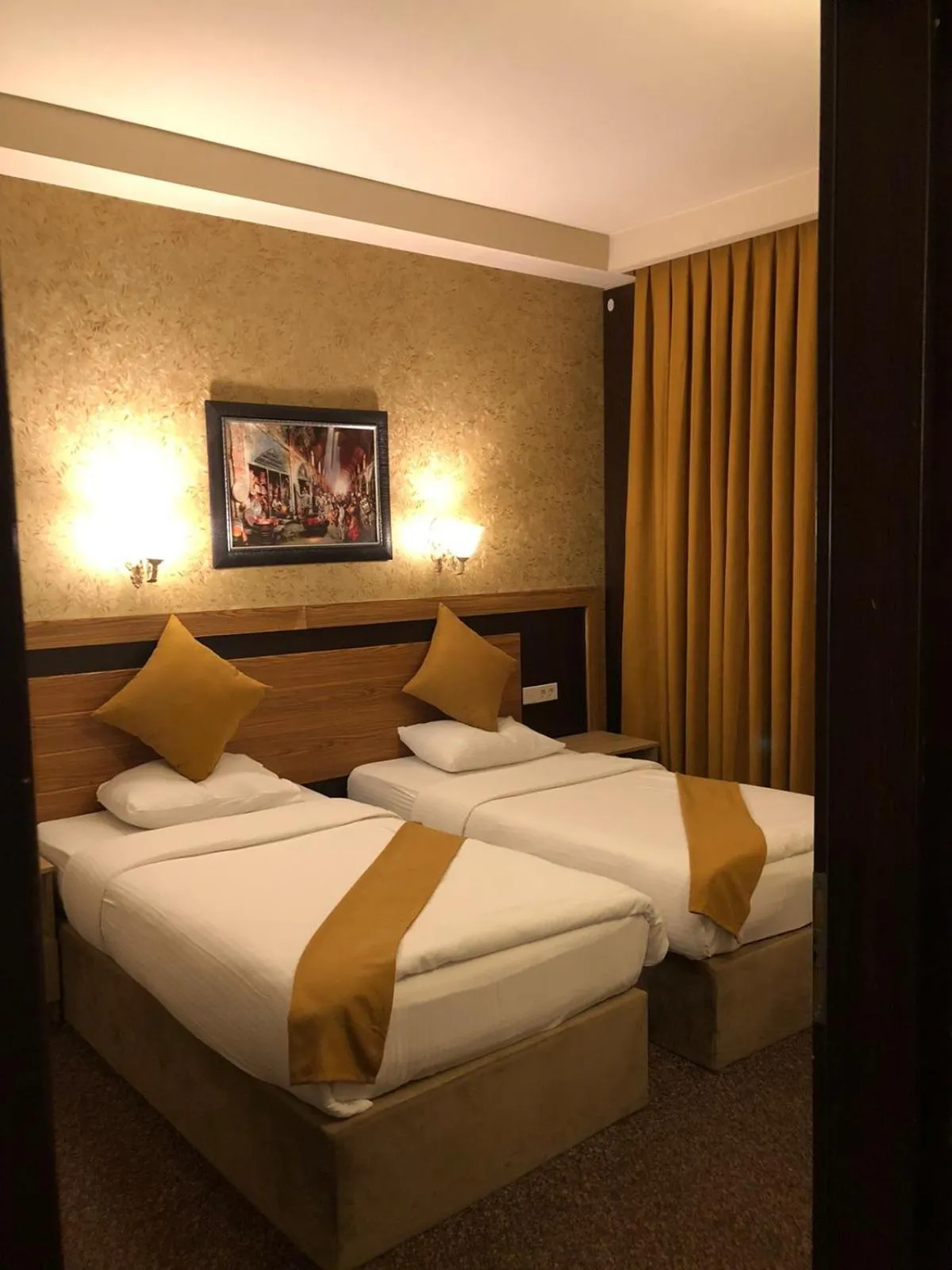 Bed in Asenappar Hotel