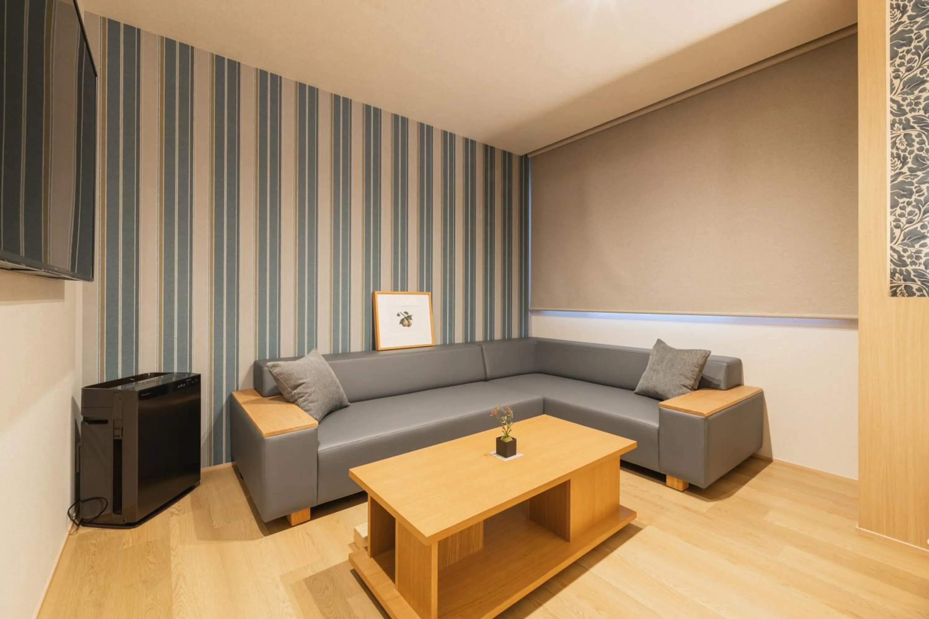 Seating area in GRAND BASE Hakata Gofuku