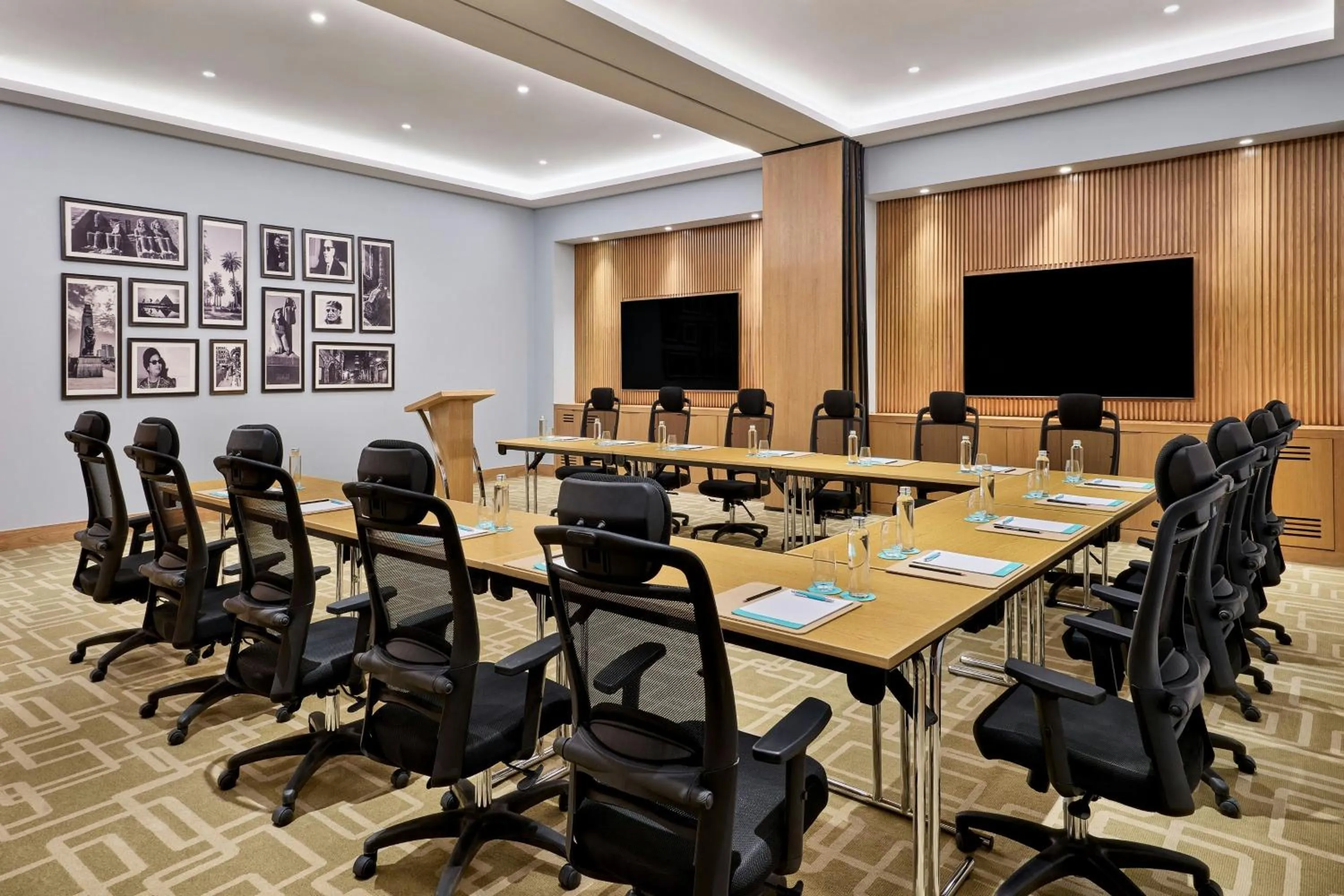 Meeting/conference room in Le Meridien Cairo Airport