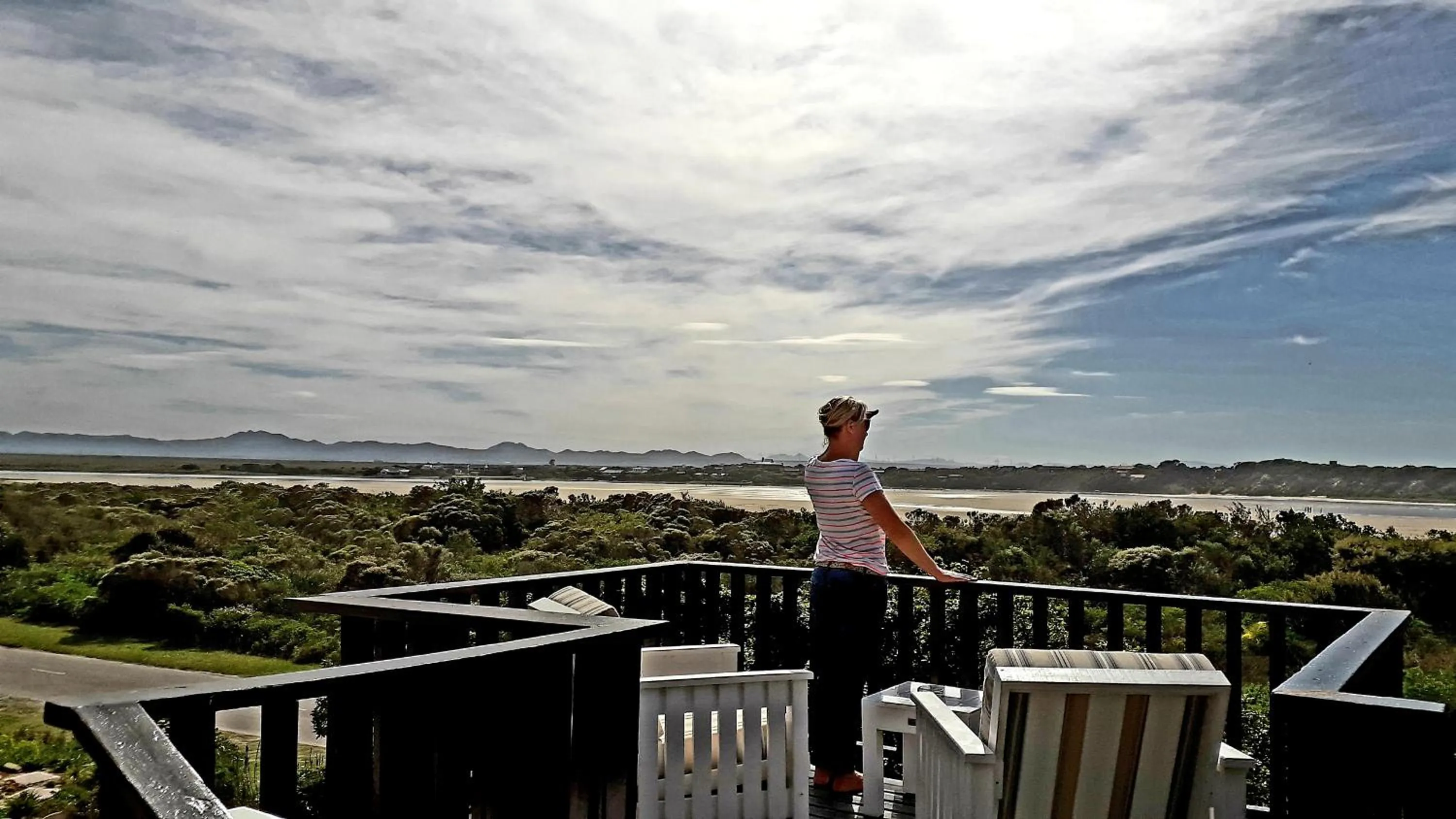 Neighbourhood in i-LOLLO Bed & Breakfast at the River Mouth