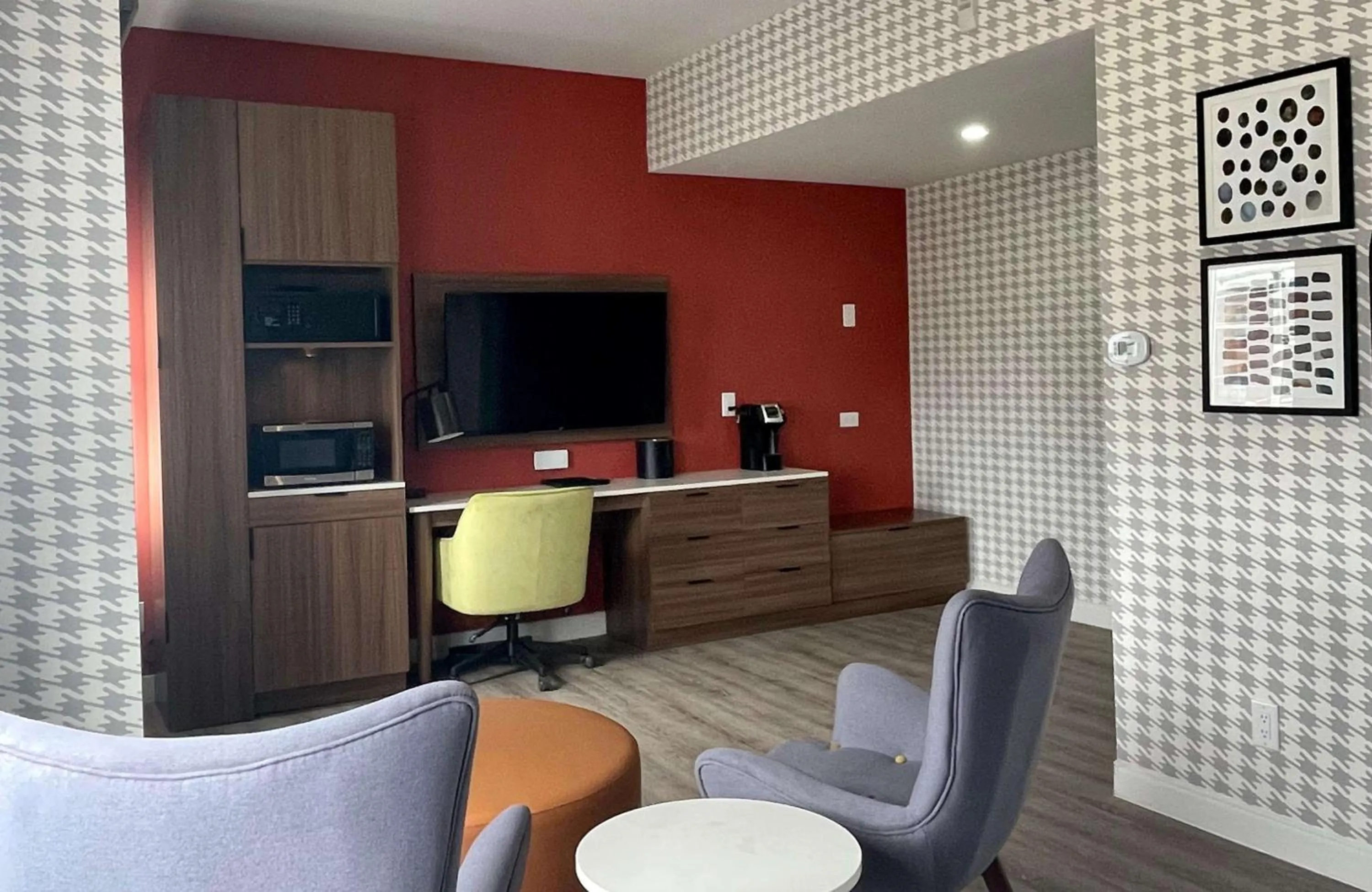 Bedroom in Superior Shores Hotel, BW Signature Collection by Best Western