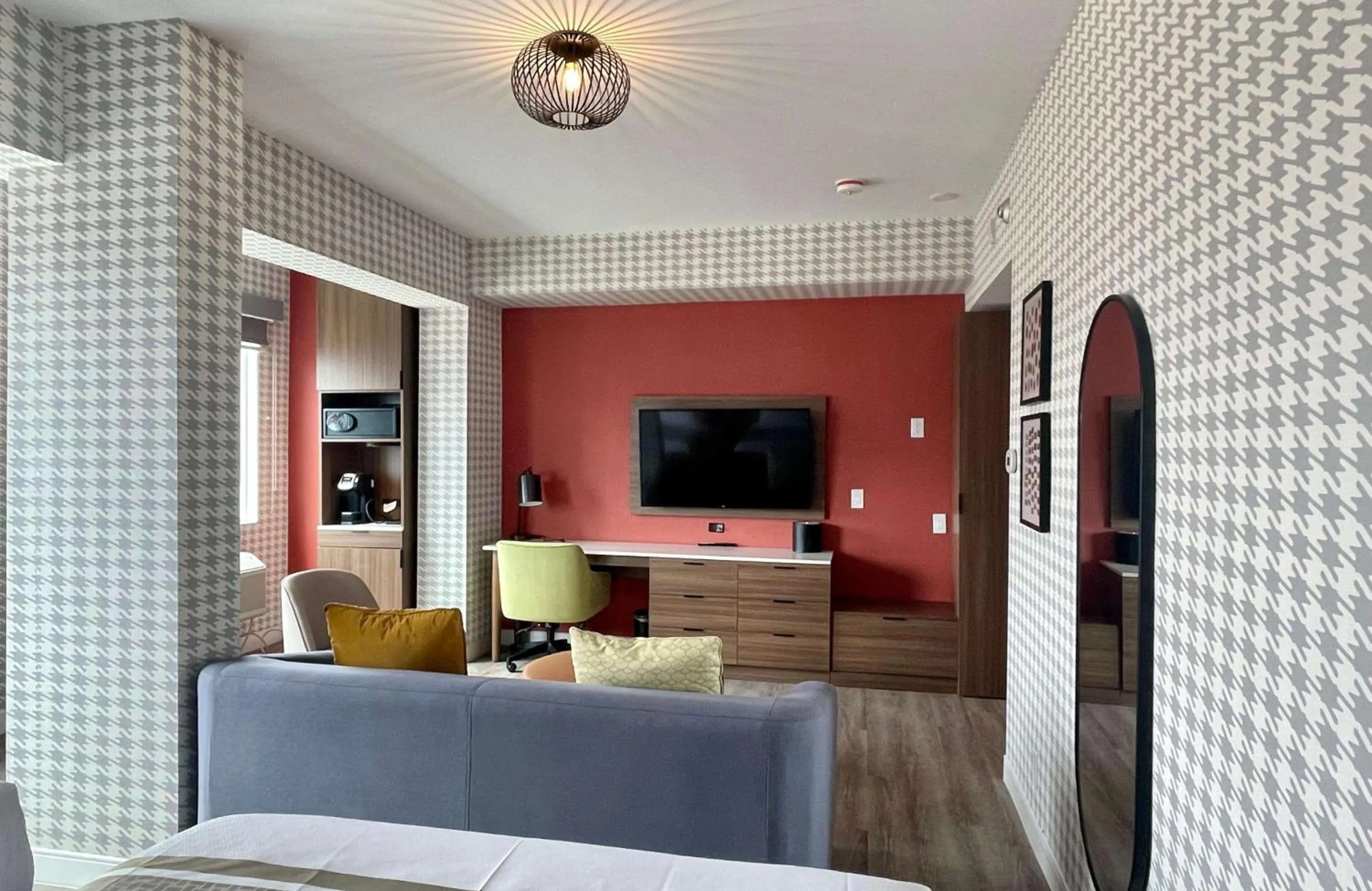 Bedroom in Superior Shores Hotel, BW Signature Collection by Best Western