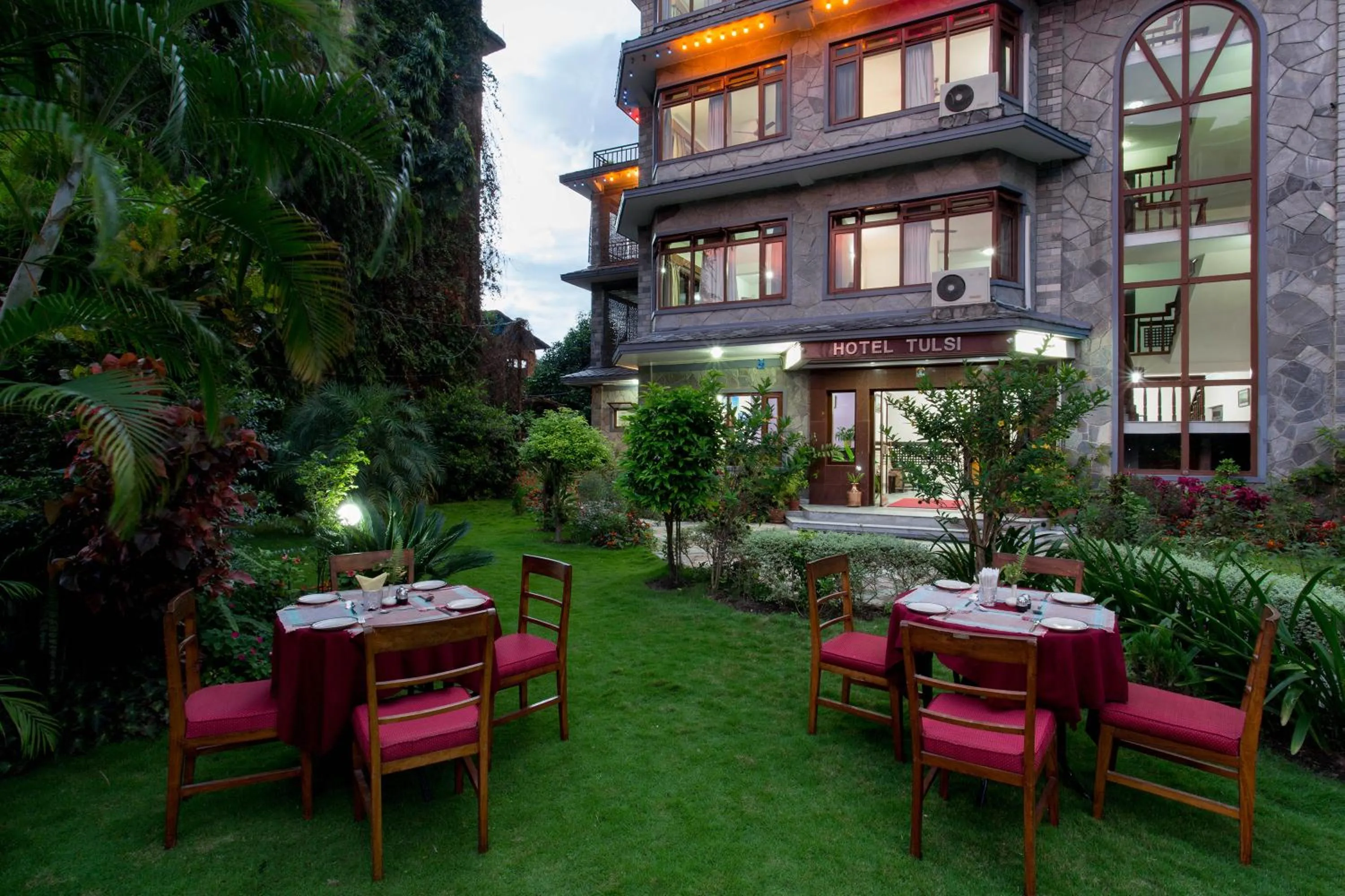 Garden in Hotel Tulsi