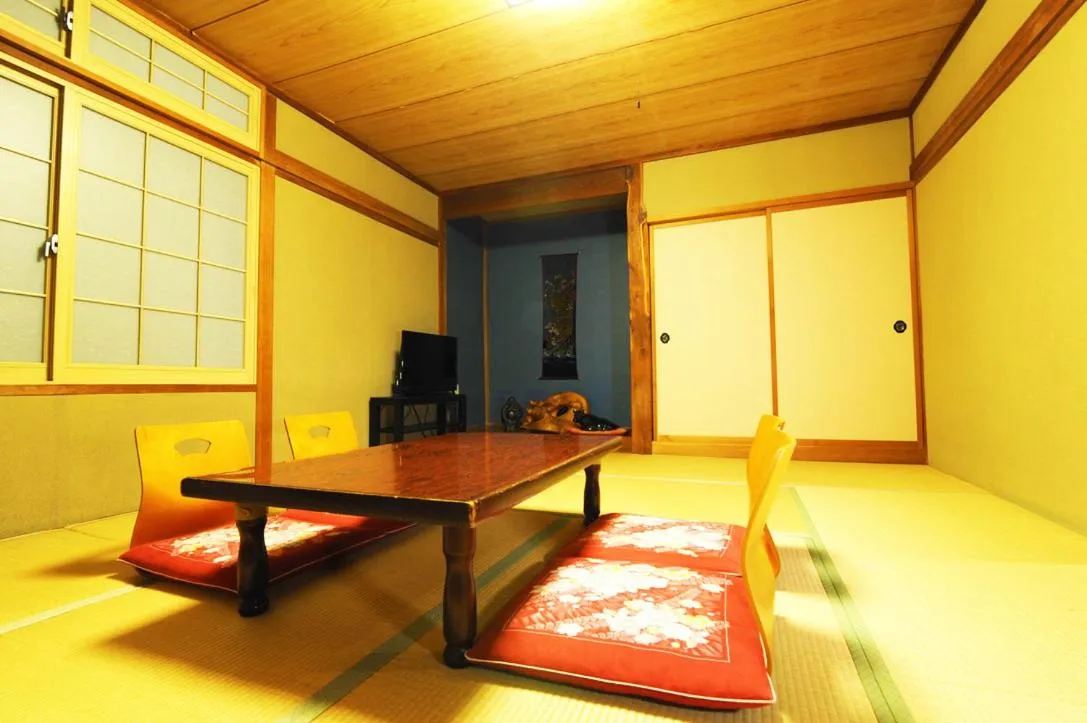 Photo of the whole room in Onsen Yado Misuzuso