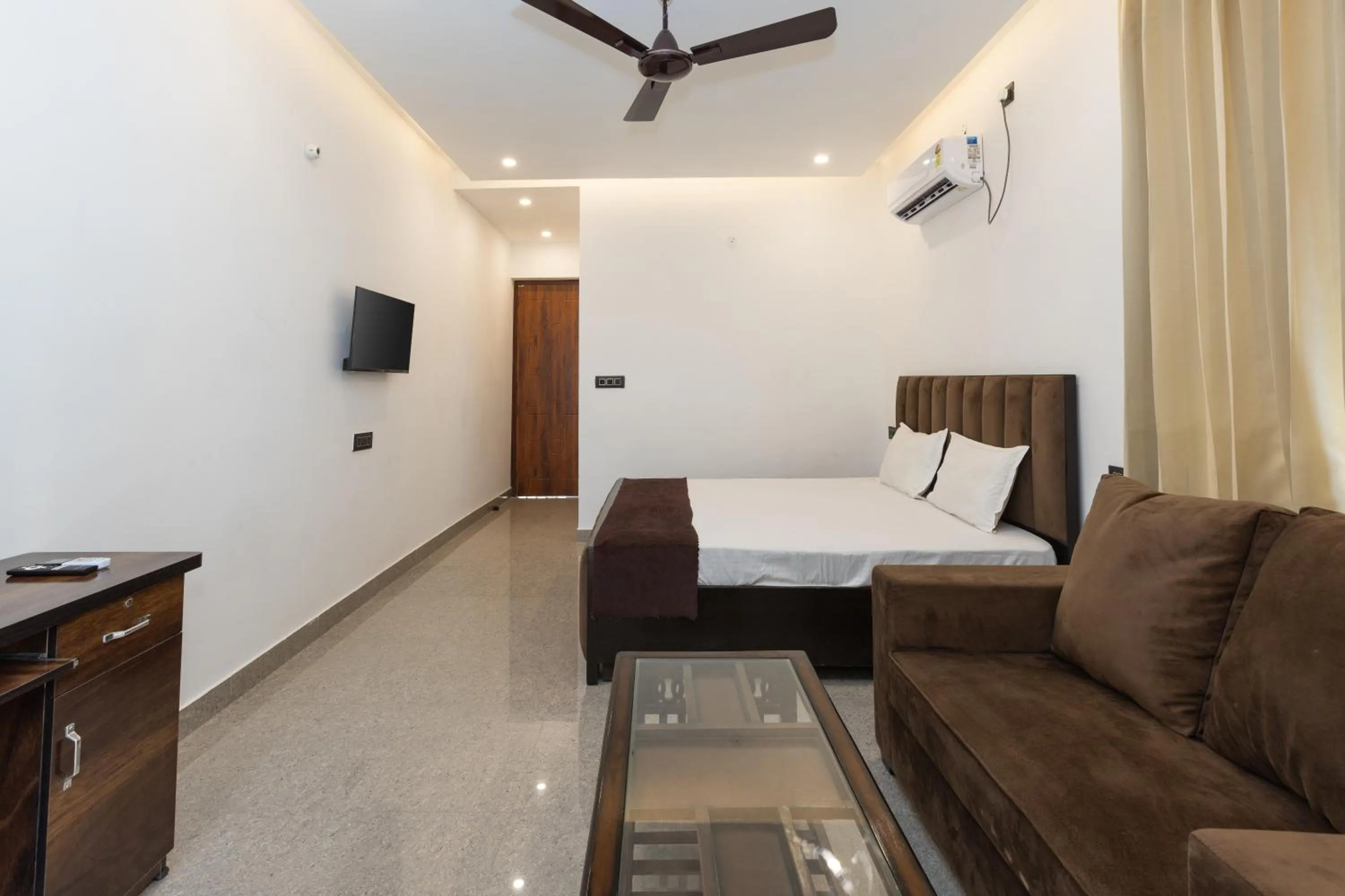 TV and multimedia in The Bougainvillea Retreat - A Luxury Private Pool Villa in Dehradun